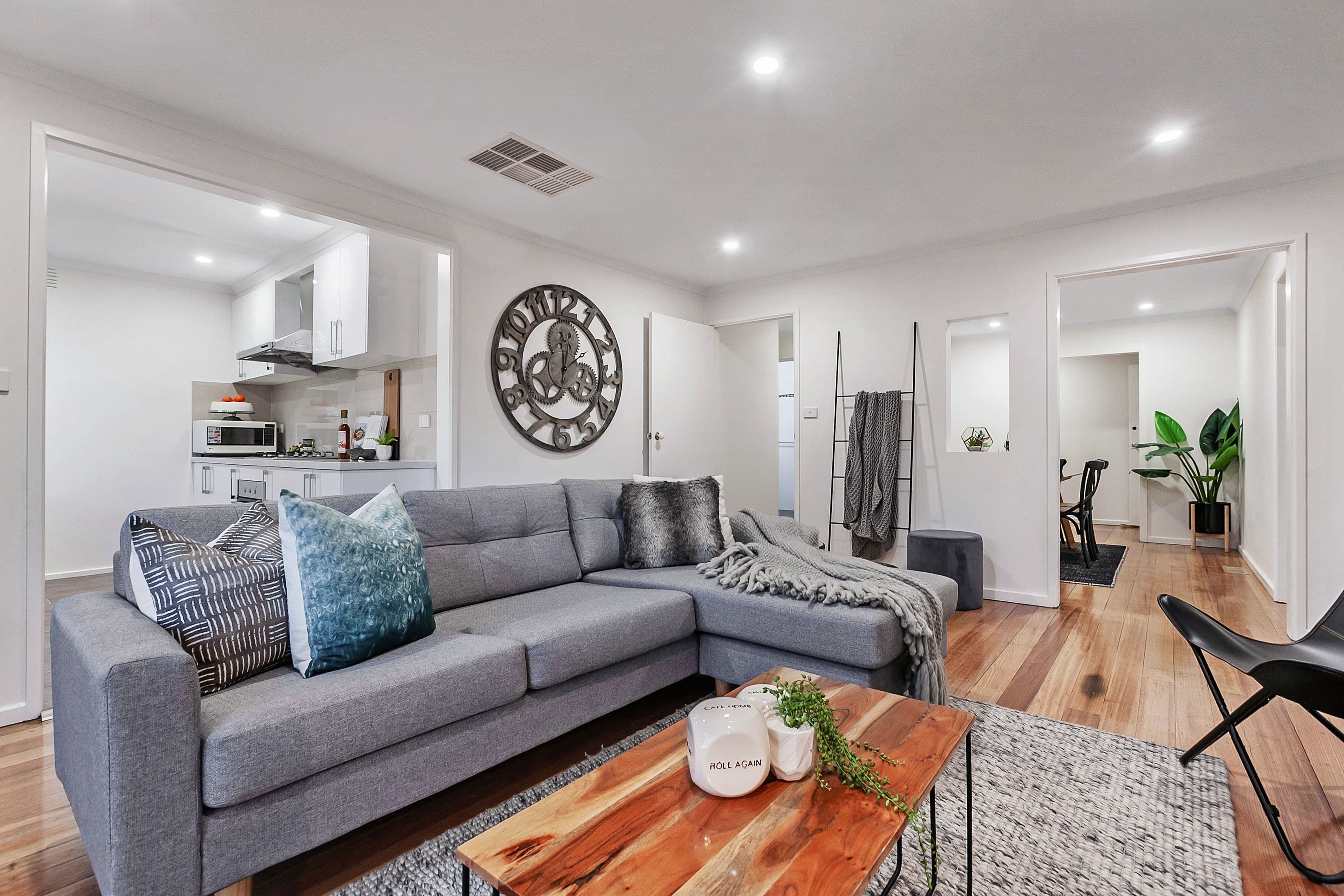 27 Milton Parade, Bundoora VIC 3083, Bundoora - Thumbnail 2