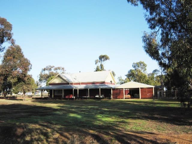 924 Muller Road, ECHUCA VIC 3564, Echuca West - Thumbnail 2