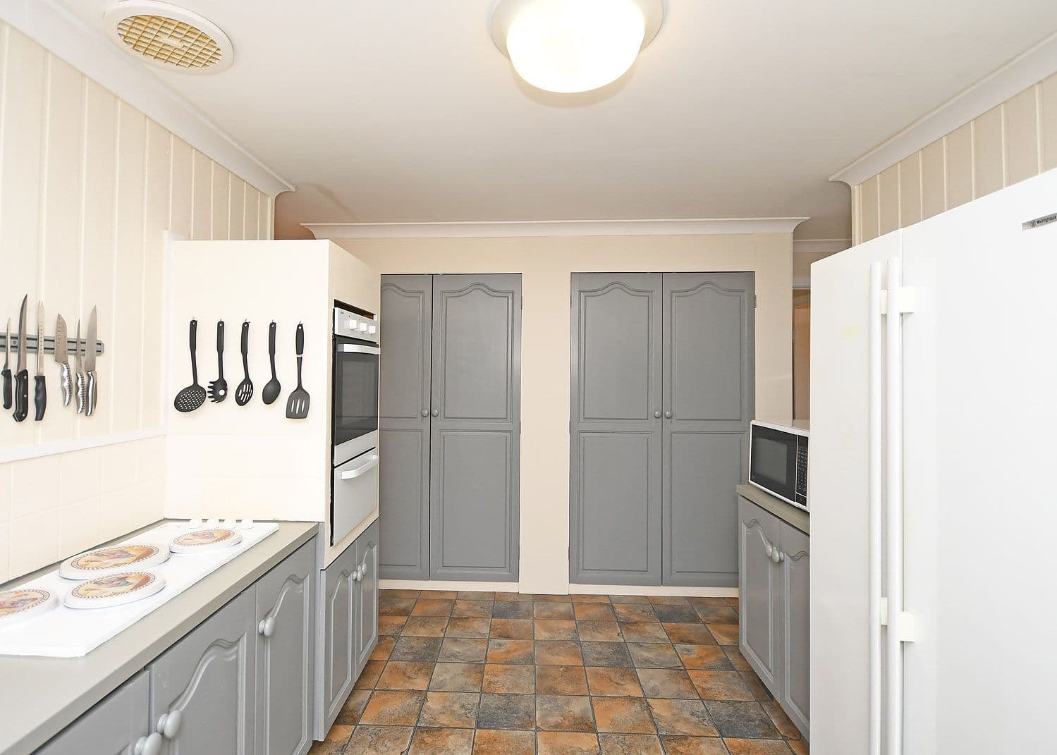 90 Denmans Camp Road, Torquay QLD 4655, Torquay - Thumbnail 7