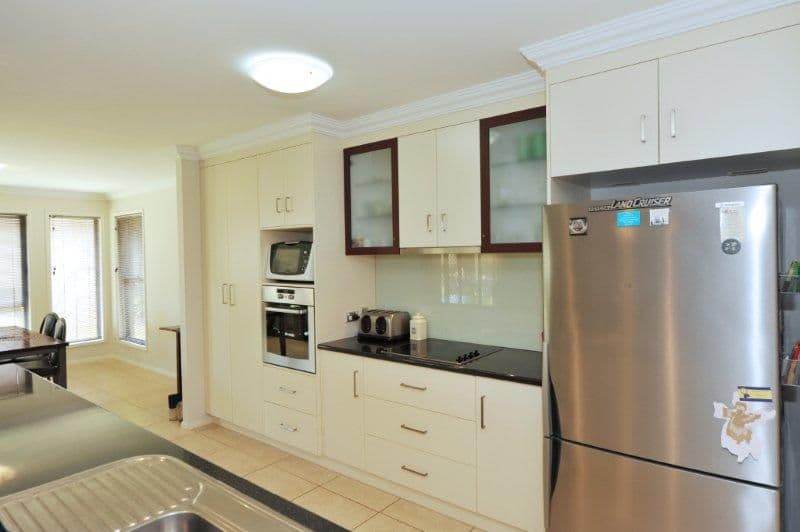 14 Sommariva Street, WESTBROOK QLD 4350, Westbrook - Thumbnail 3