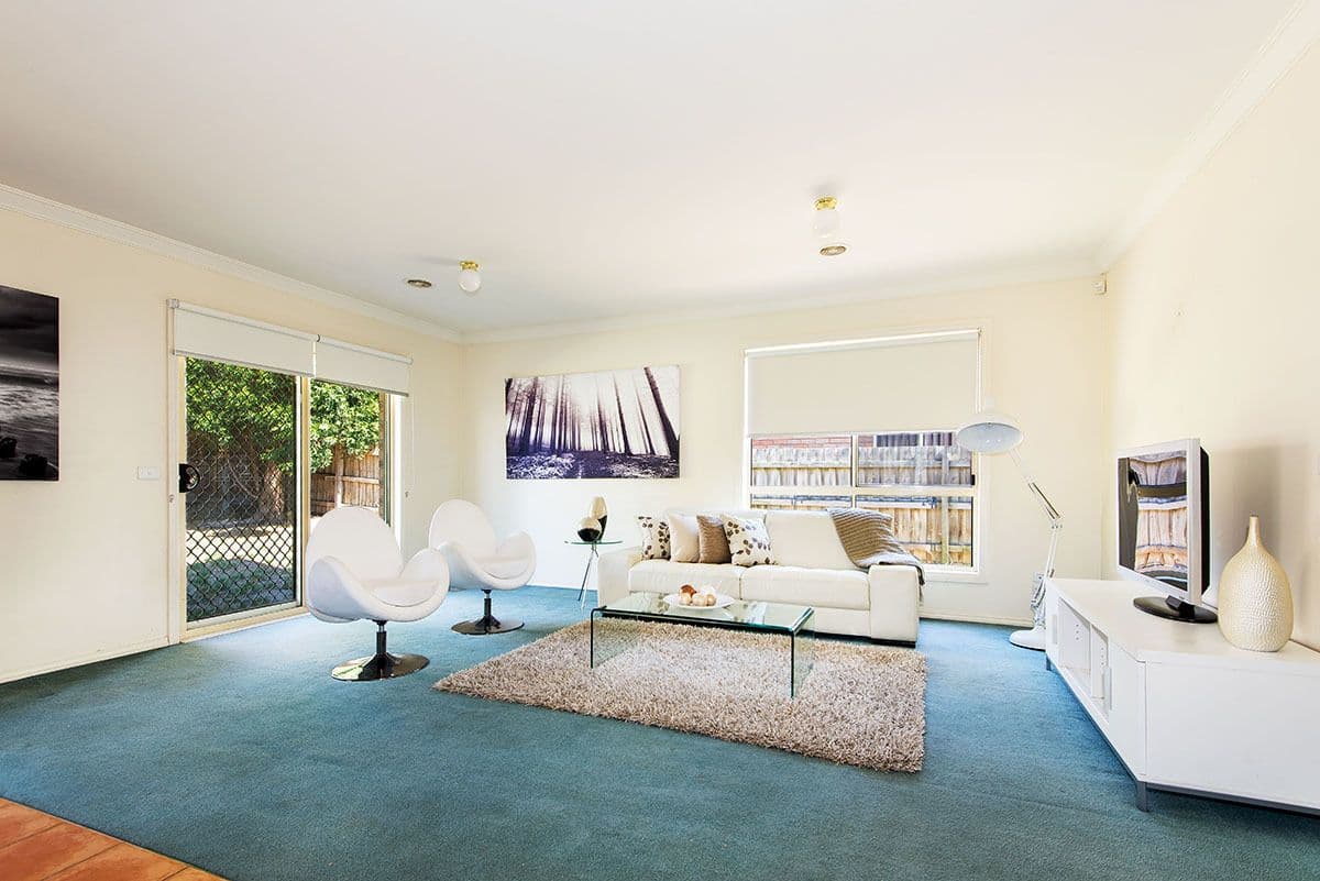 35 Trinity Way, South Morang VIC 3752, South Morang - Thumbnail 2