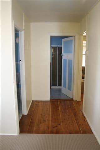 4 Hawthorne Street, ROMA QLD 4455, Roma - Thumbnail 2