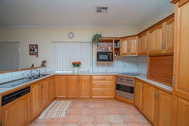 62 Oakover, MIDDLE SWAN WA 6056, Middle Swan - Thumbnail 4