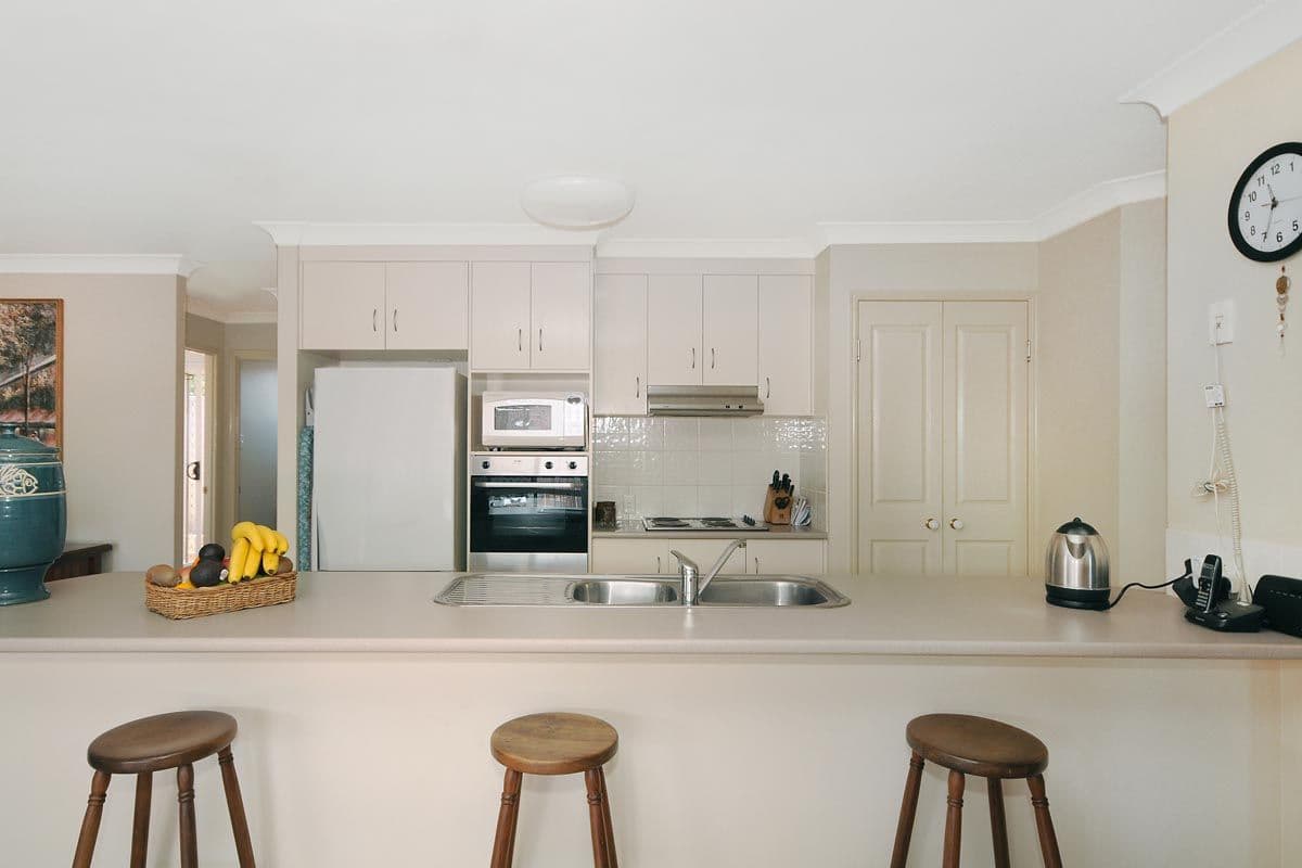 6 Wood Drive, MIDDLE RIDGE QLD 4350, Middle Ridge - Thumbnail 4