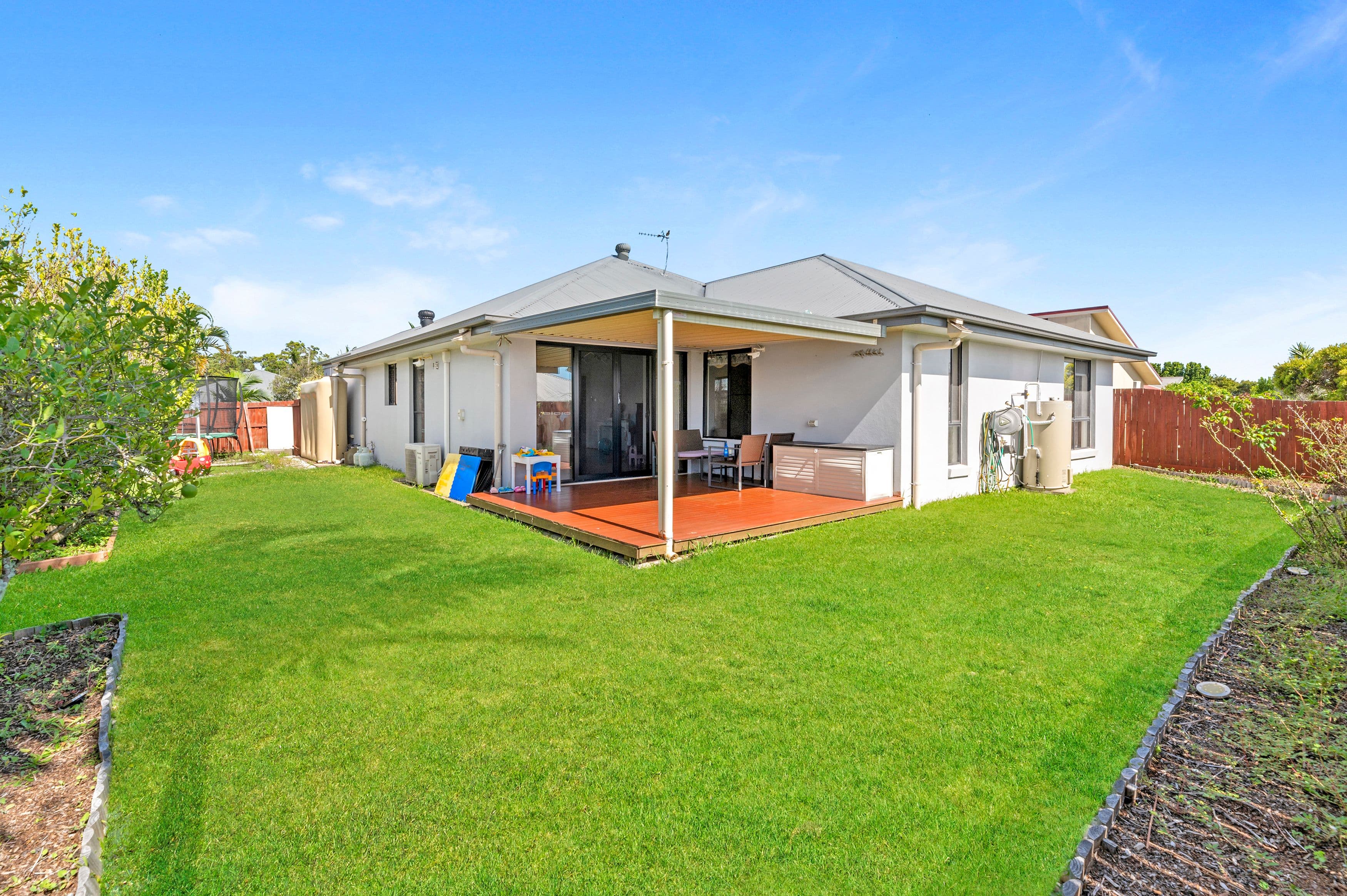 15 Valda Avenue, Coomera QLD 4209, Coomera - Thumbnail 2
