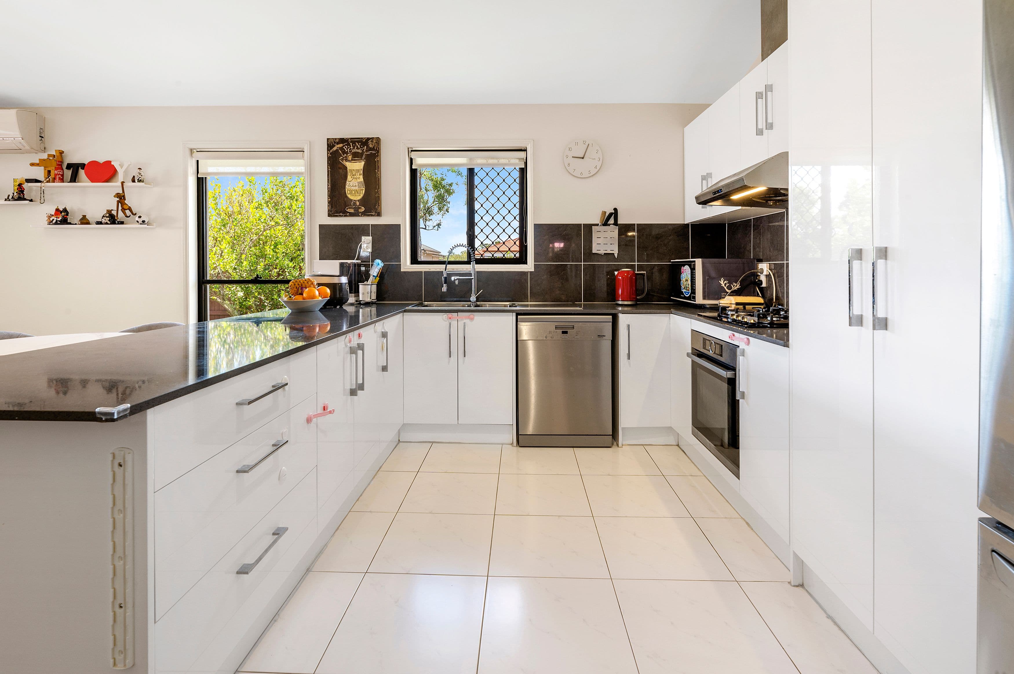 15 Valda Avenue, Coomera QLD 4209, Coomera - Thumbnail 8