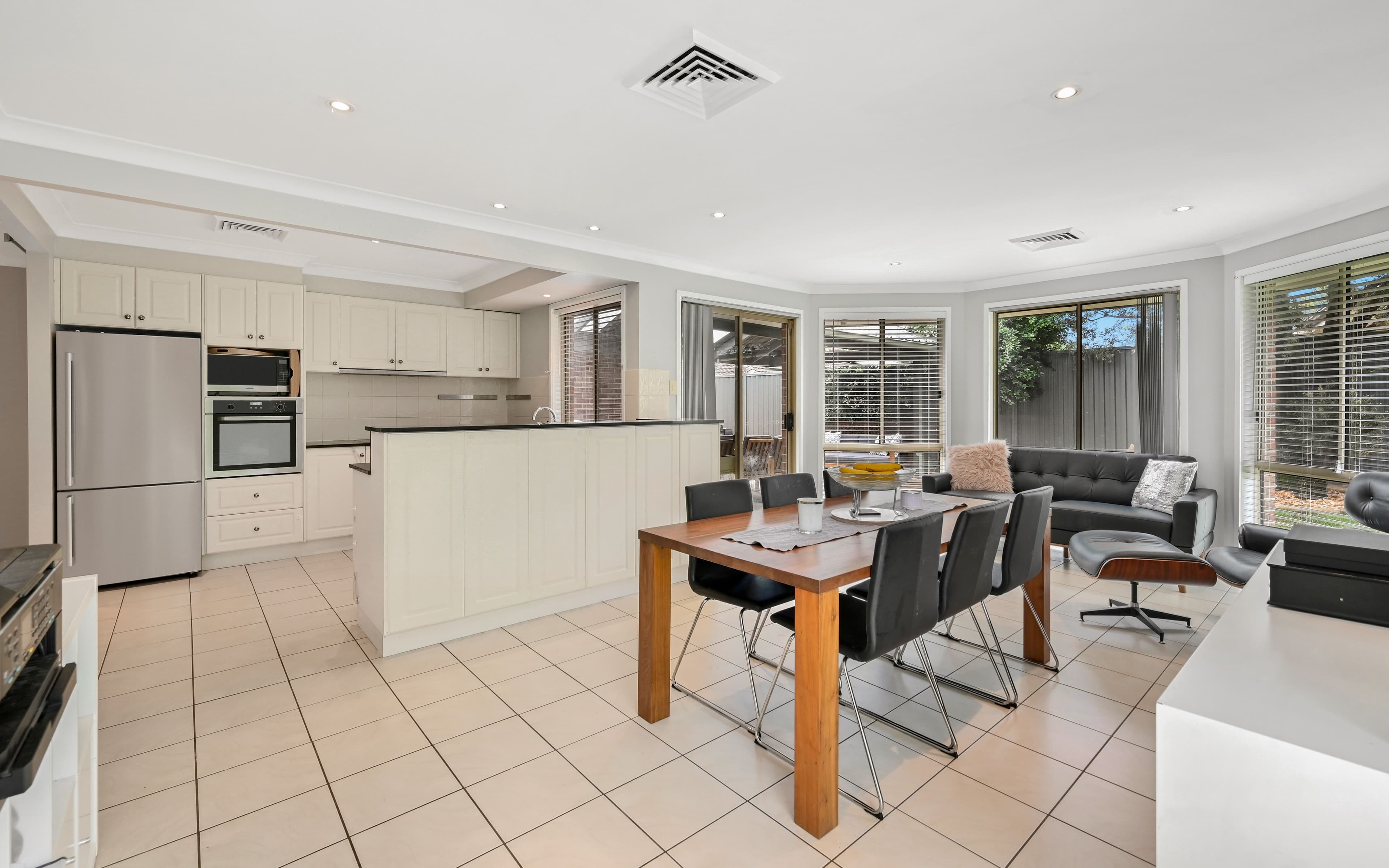 4 John Hunter Grove, Mount Annan NSW 2567, Mount Annan - Thumbnail 4