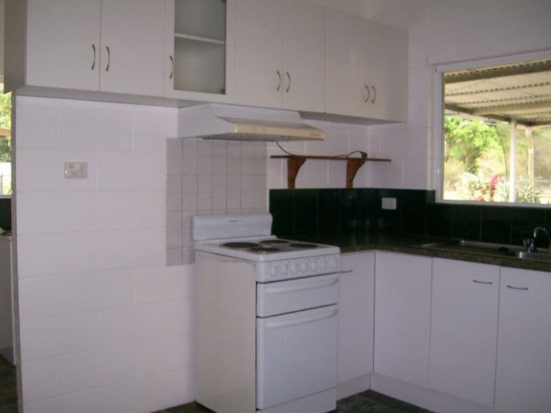9 Kruckow Street, MIRRIWINNI QLD 4871, Mirriwinni - Thumbnail 6