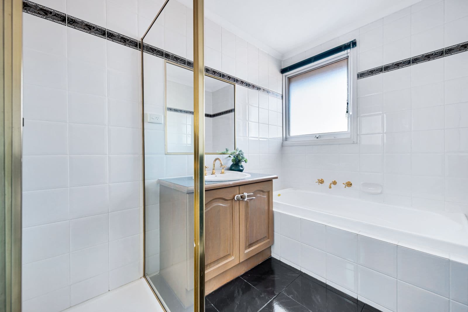 115 Garnett Road, Wheelers Hill VIC 3150, Wheelers Hill - Thumbnail 6