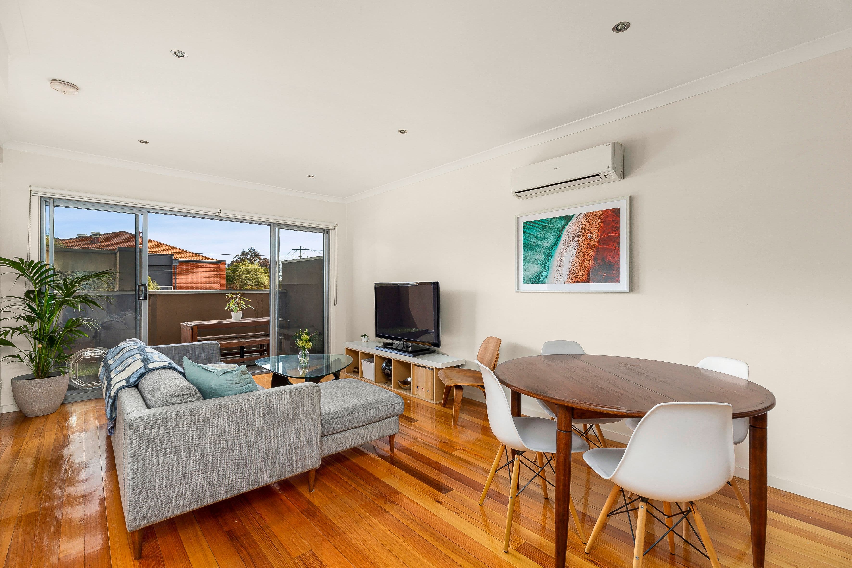 806 Sydney Road, Coburg North VIC 3058, Coburg North - Thumbnail 2