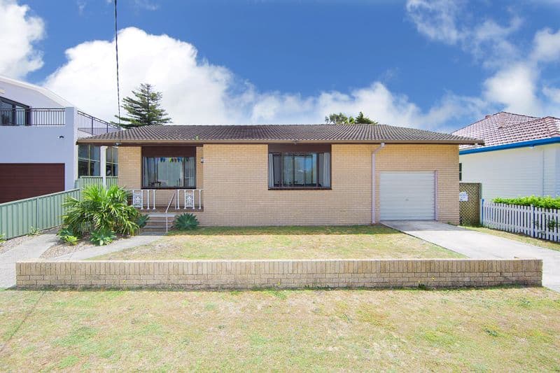 16 Binburra Avenue, Toowoon Bay NSW 2261, Toowoon Bay - Thumbnail 2
