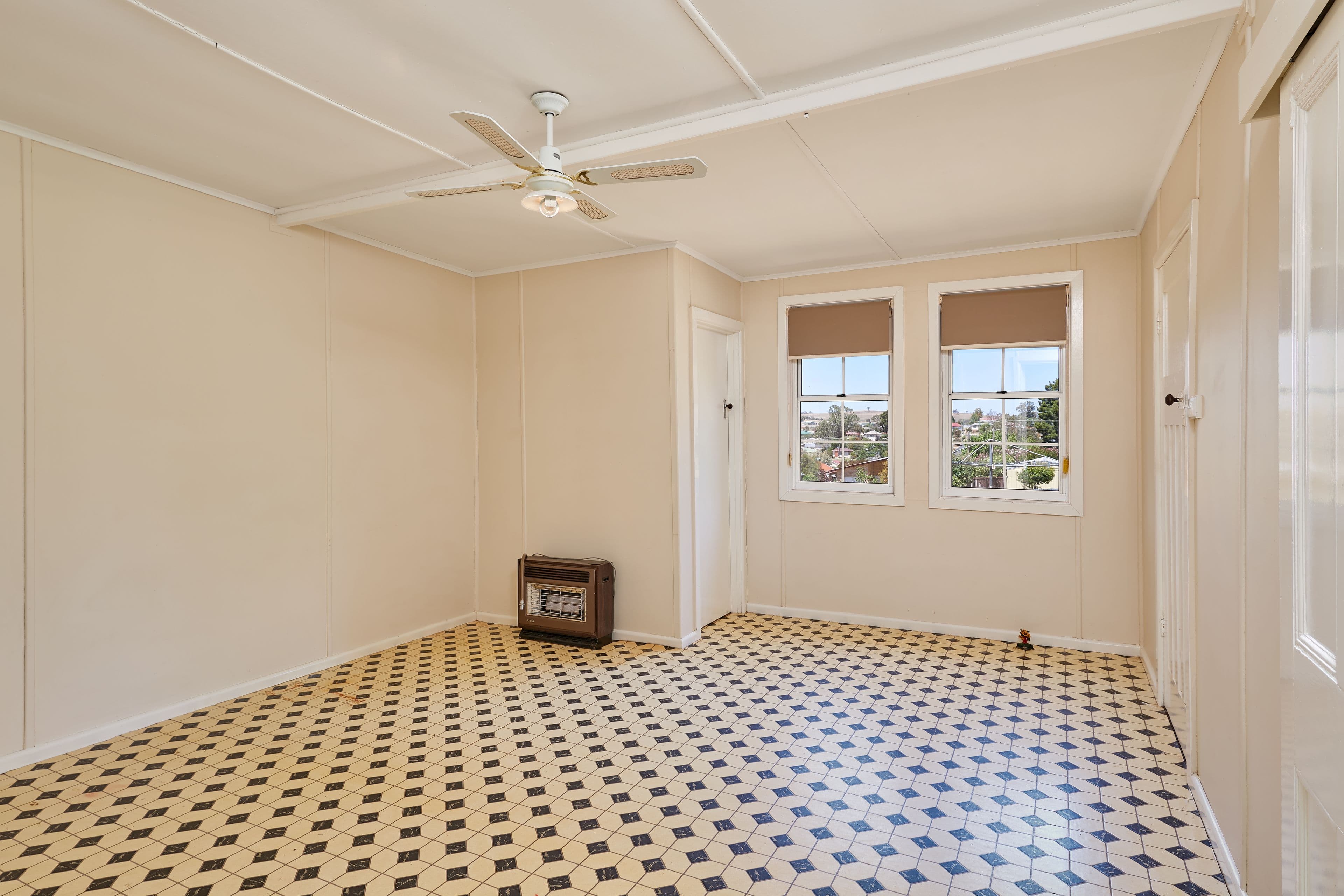 42 Thomas Street, Junee NSW 2663, Junee - Thumbnail 3