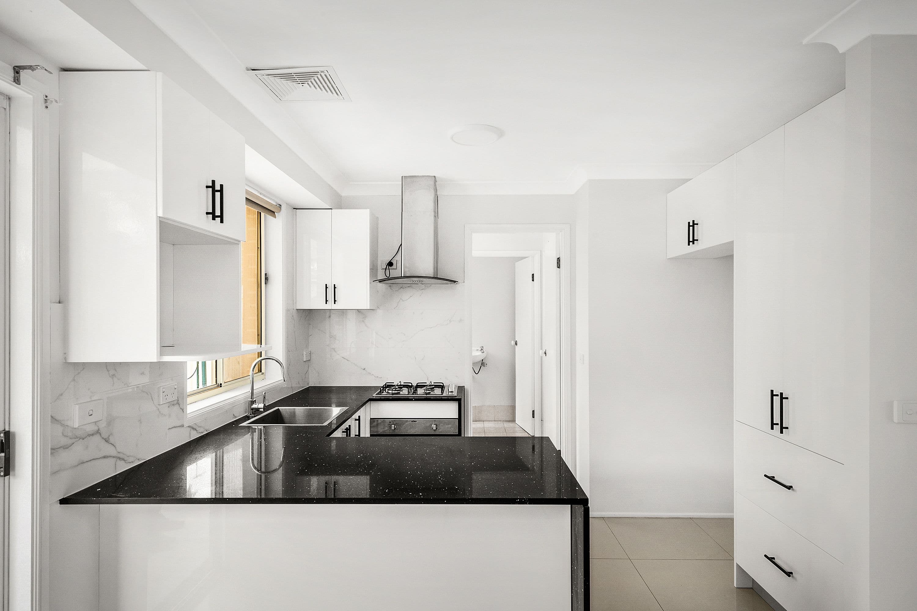 20 St Pauls Way, Blacktown NSW 2148, Blacktown - Thumbnail 3