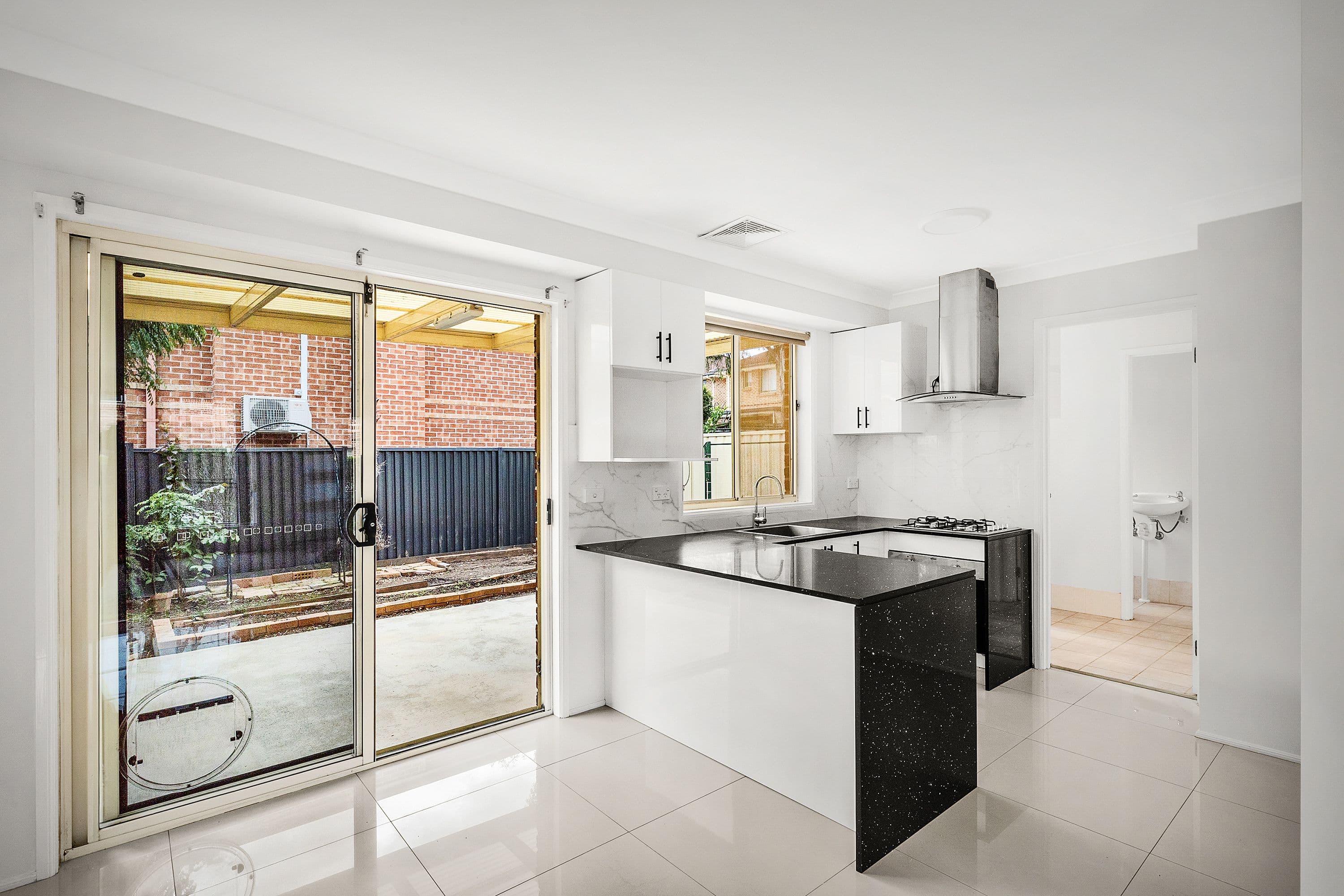 20 St Pauls Way, Blacktown NSW 2148, Blacktown - Thumbnail 4