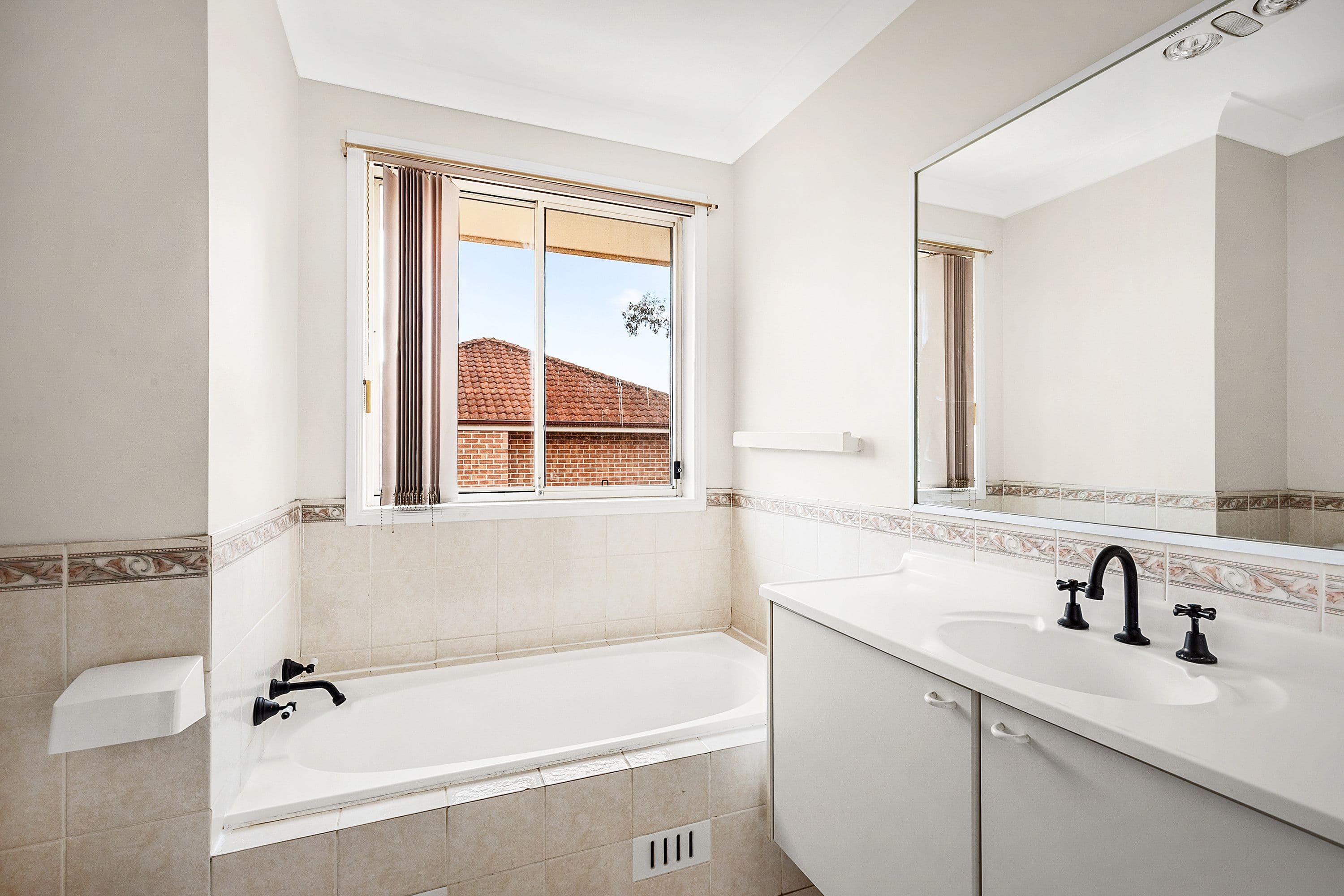 20 St Pauls Way, Blacktown NSW 2148, Blacktown - Thumbnail 8