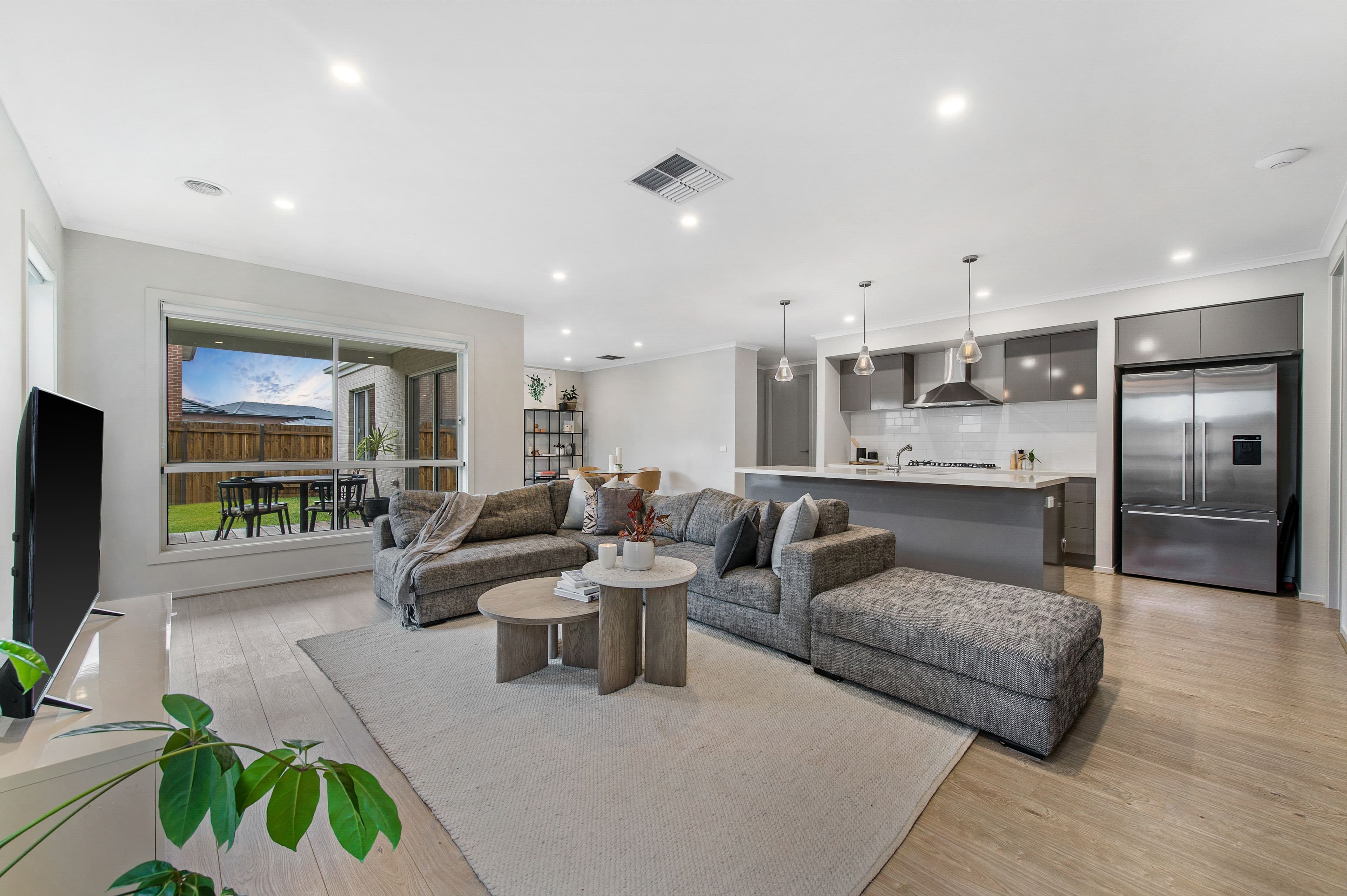 10 Cobblefield Street, AINTREE VIC 3336, Aintree - Thumbnail 4