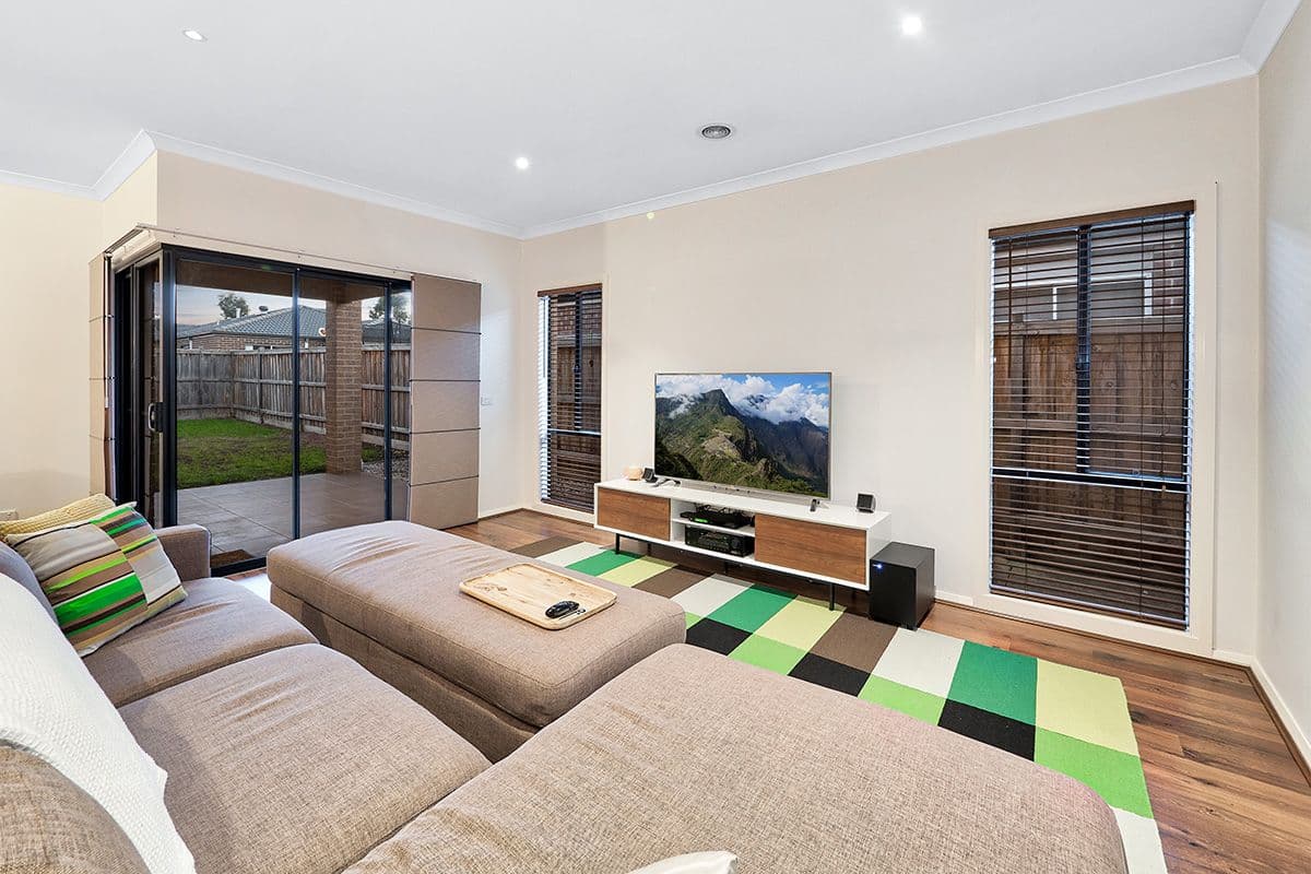56 Glenelg Street, Clyde North VIC 3978, Clyde North - Thumbnail 5
