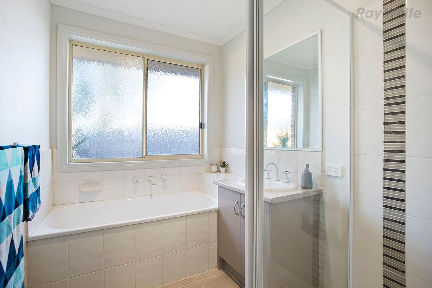 1 Barnes Way, Koo Wee Rup VIC 3981, Koo Wee Rup - Thumbnail 7
