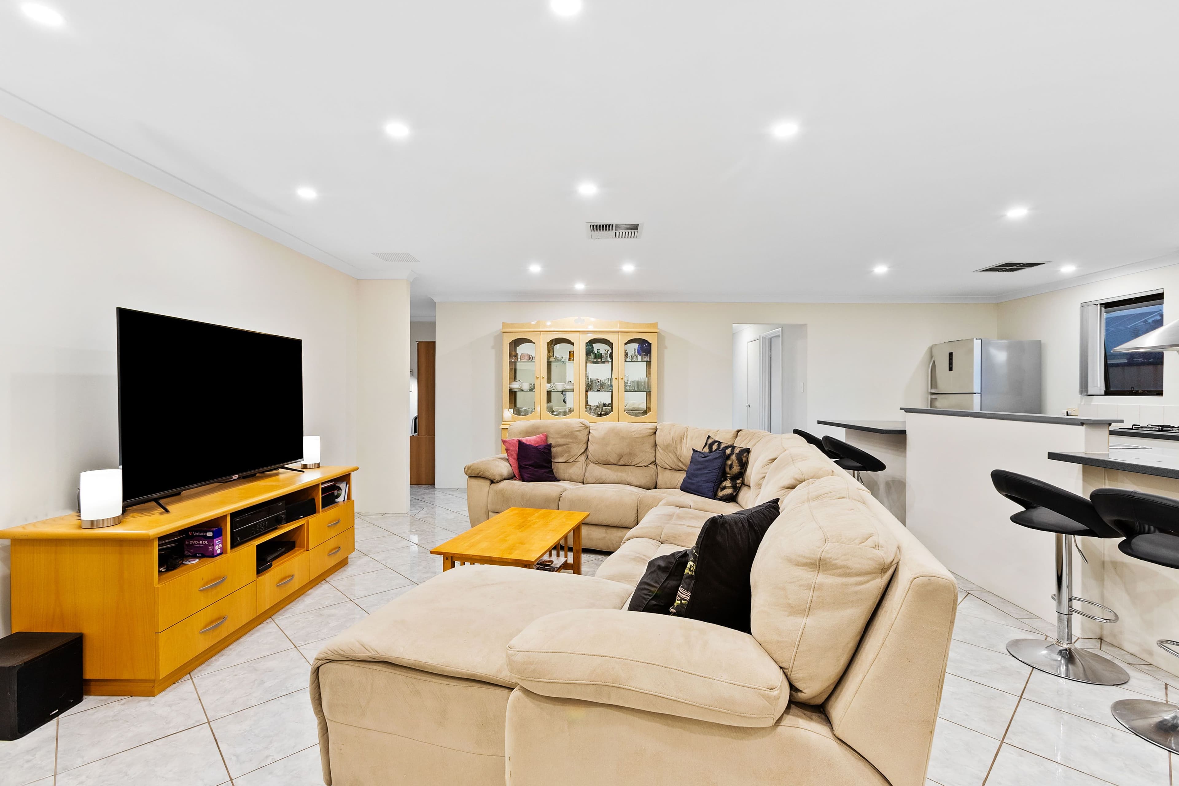 6 Kawana Place, Clarkson WA 6030, Clarkson - Thumbnail 5