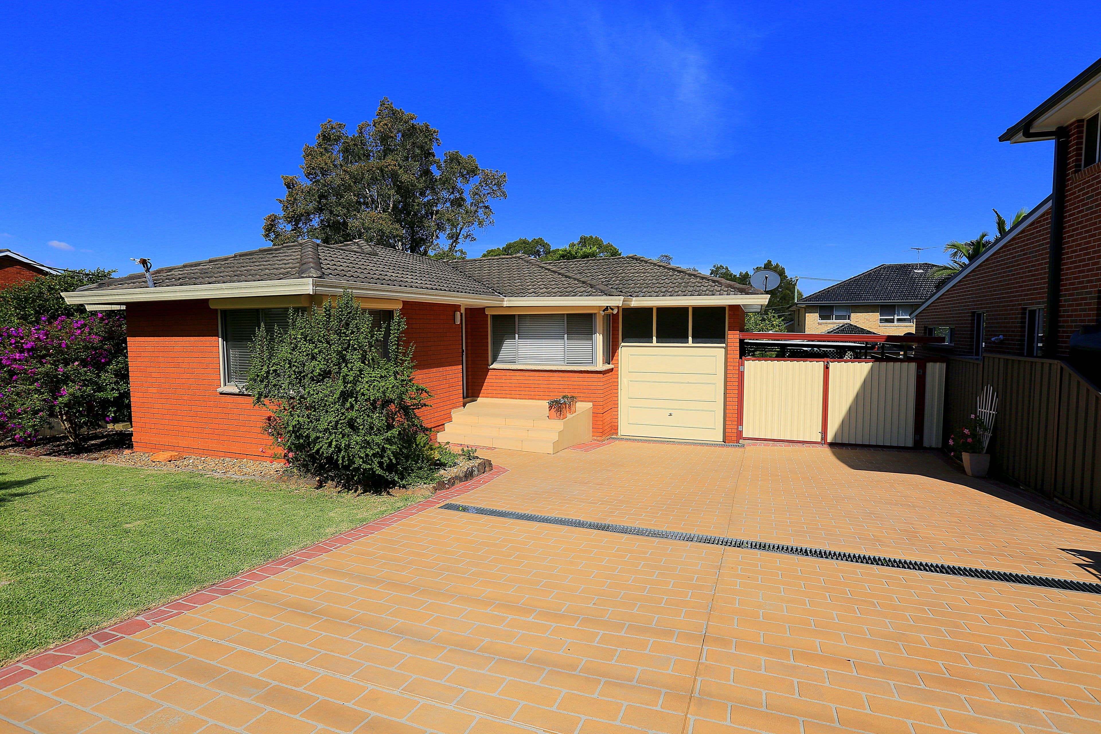 35 Sturt Avenue, Georges Hall - Image 1