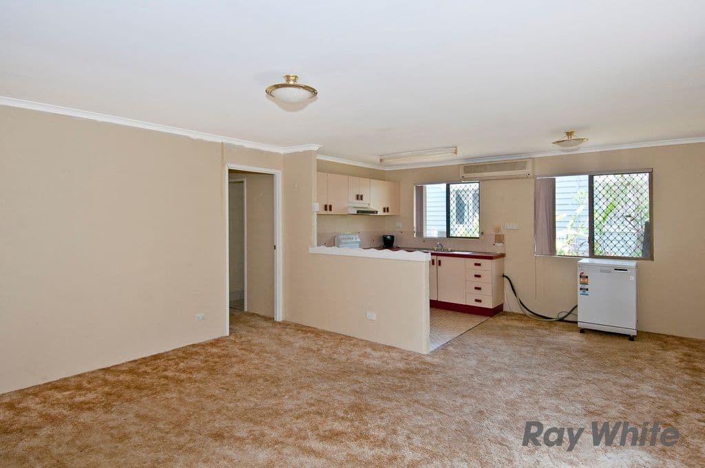 8 Mary Avenue, Woodridge QLD 4114, Woodridge - Thumbnail 5
