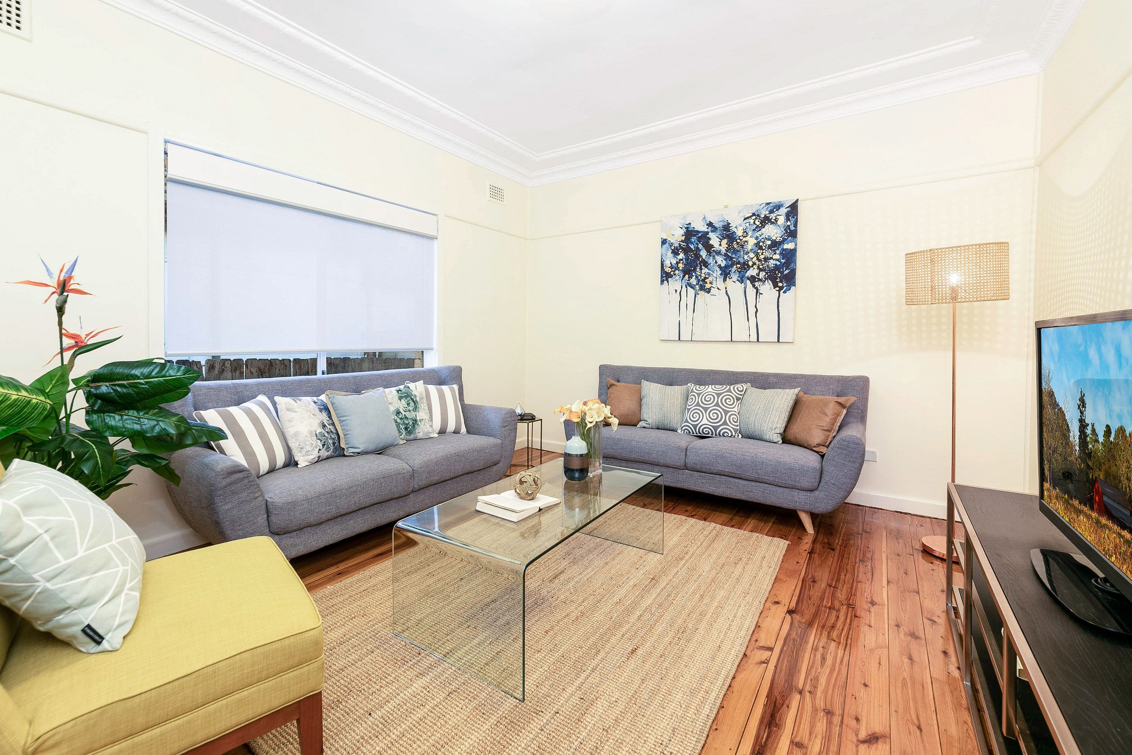 11 Lithgow Avenue, Yagoona NSW 2199, Yagoona - Thumbnail 2