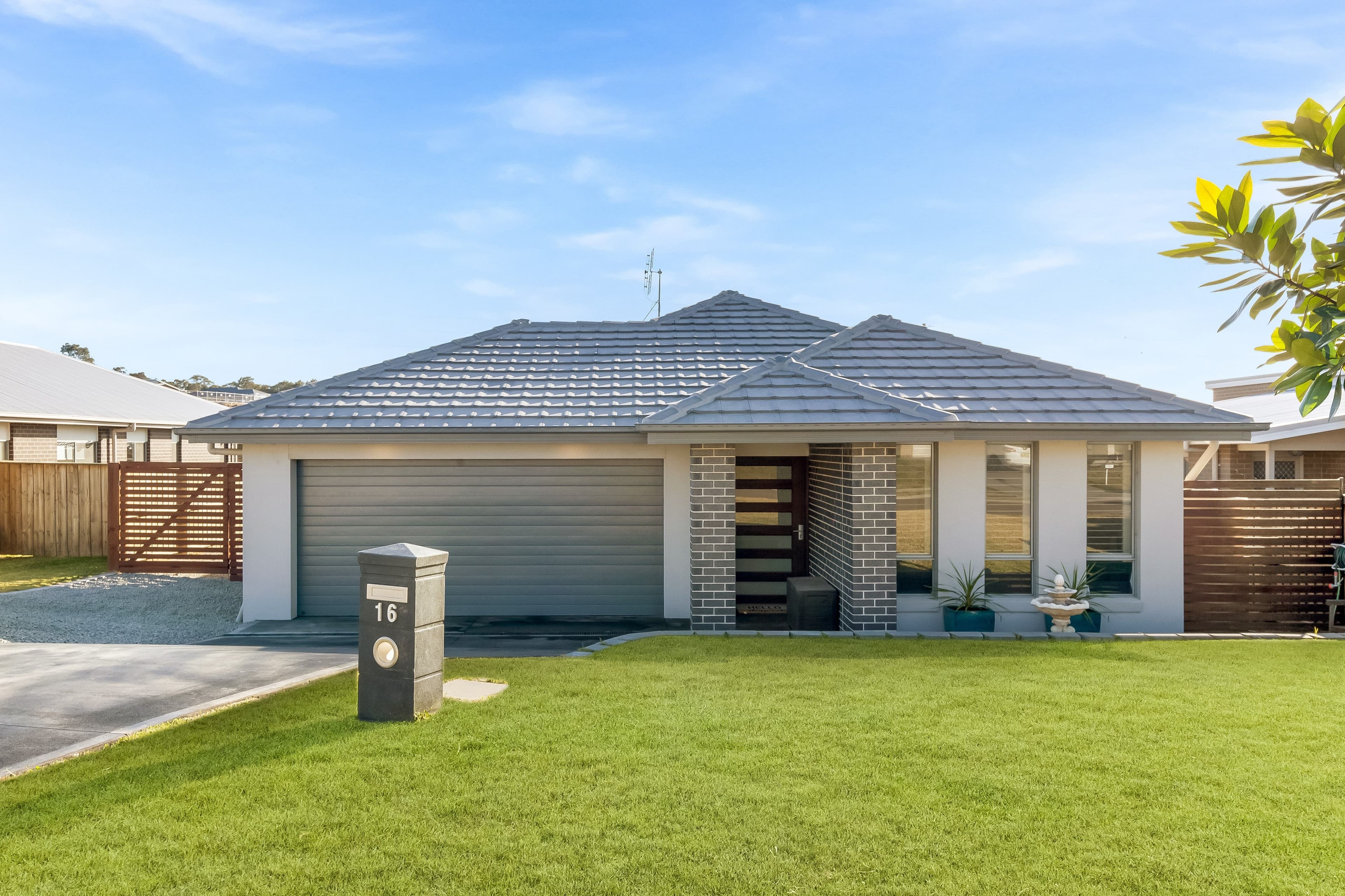 16 Holland Circuit, Gillieston Heights - Thumbnail 7