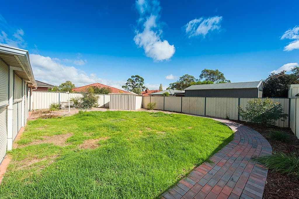 29 Cedar Way, FORRESTFIELD WA 6058, Forrestfield - Thumbnail 4