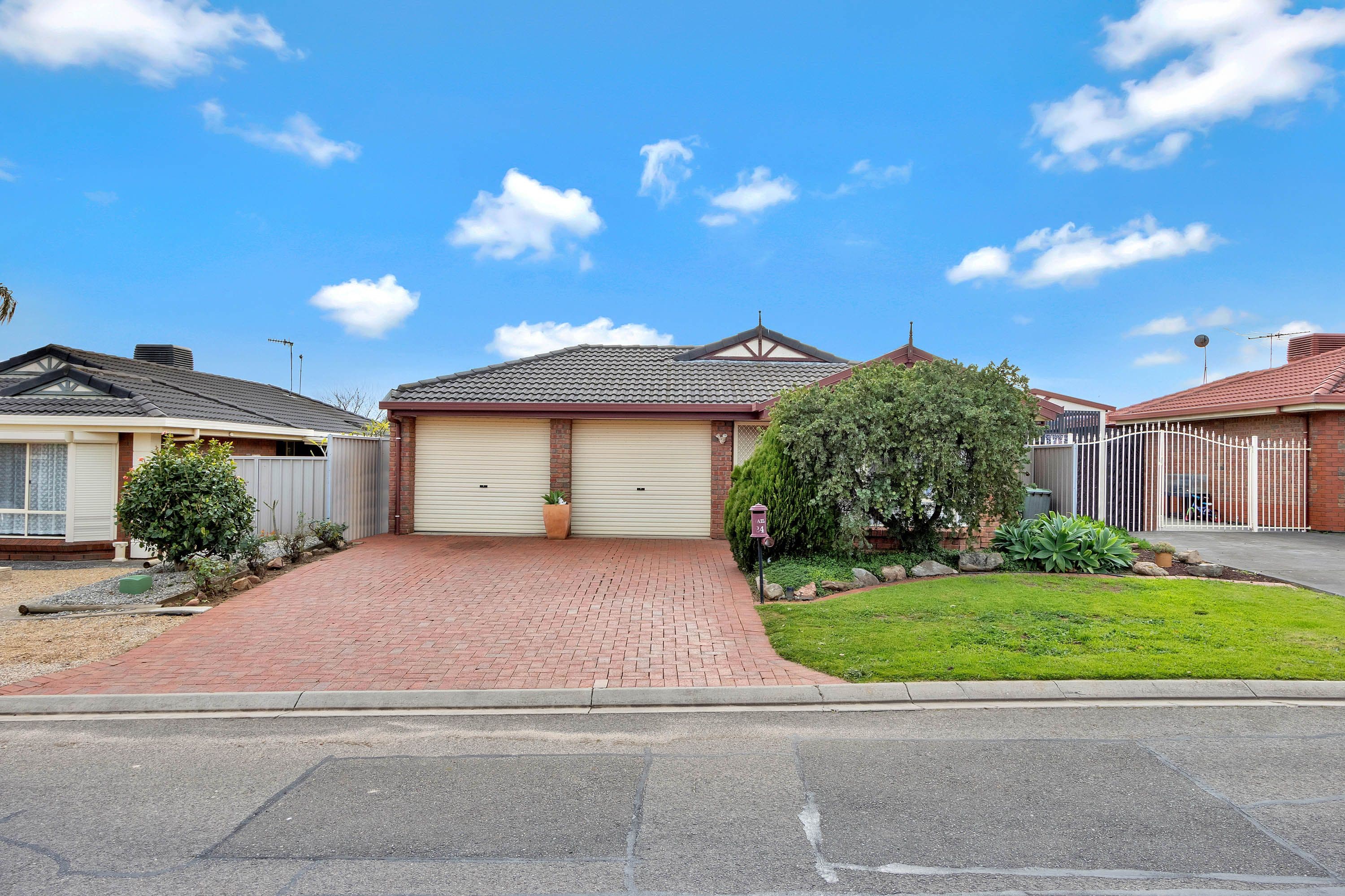 24 Cranmore Avenue, Craigmore SA 5114, Craigmore - Image 1