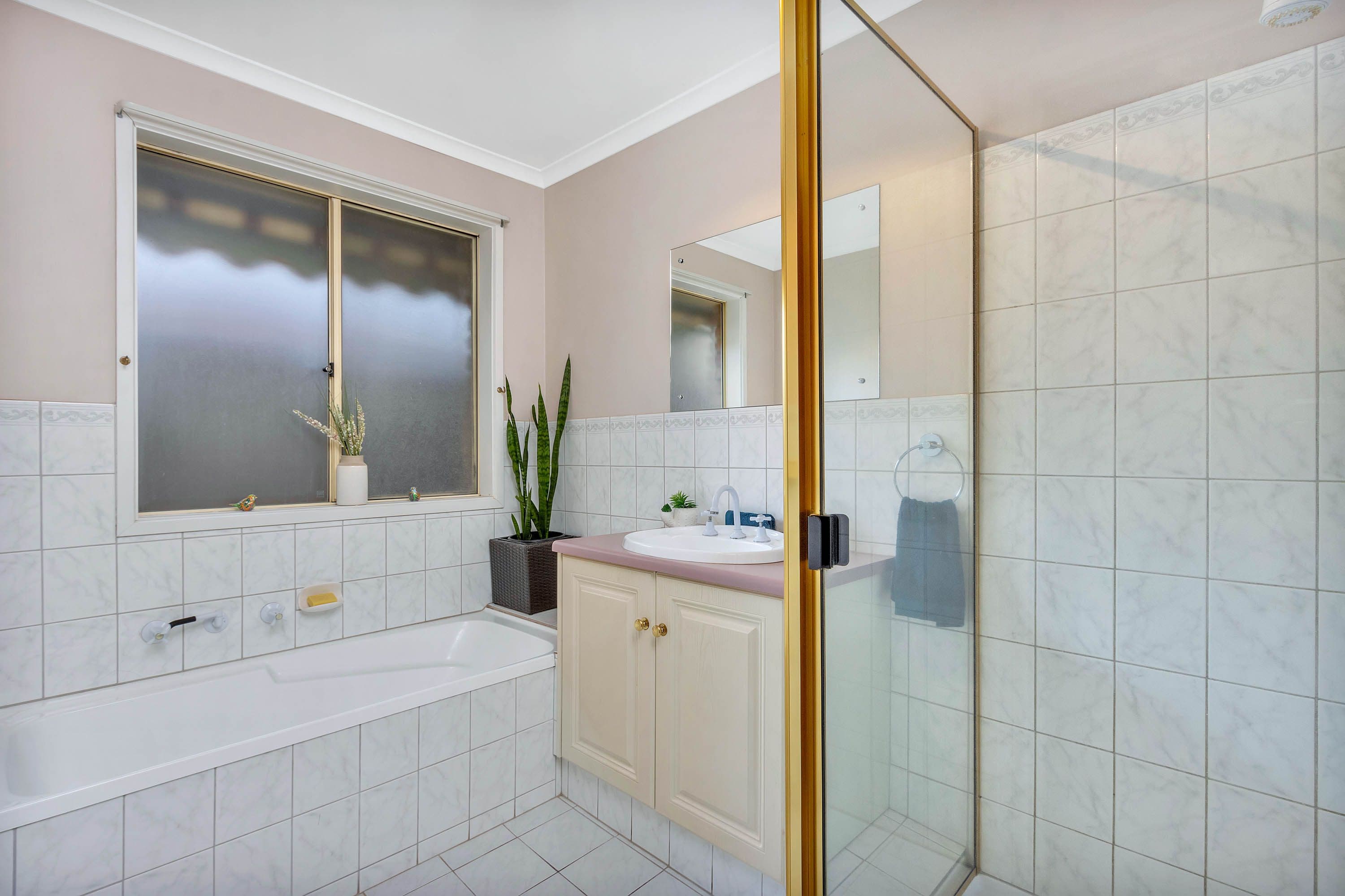 24 Cranmore Avenue, Craigmore SA 5114, Craigmore - Thumbnail 8