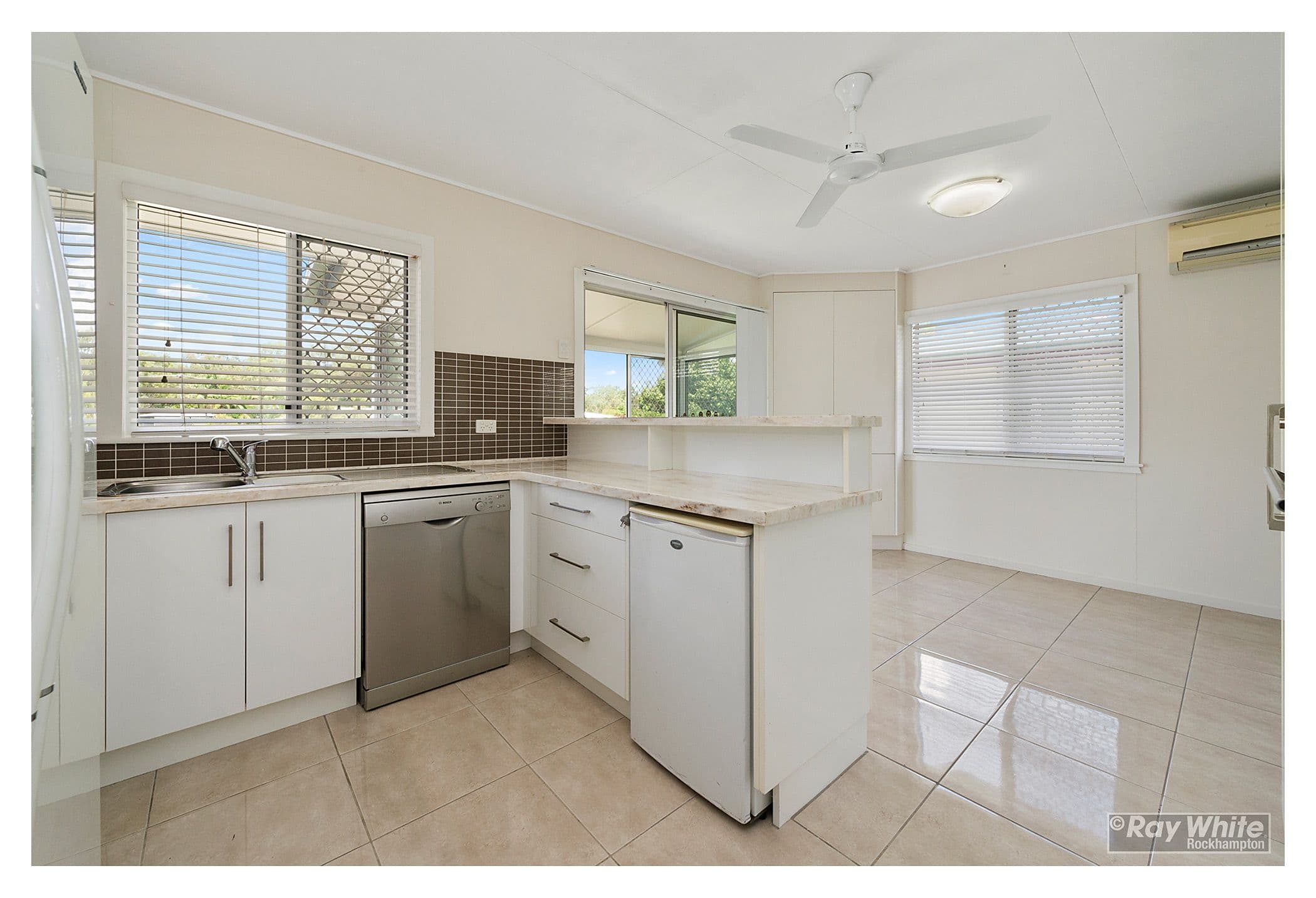 250 Georgeson Street, Berserker QLD 4701, Berserker - Thumbnail 3