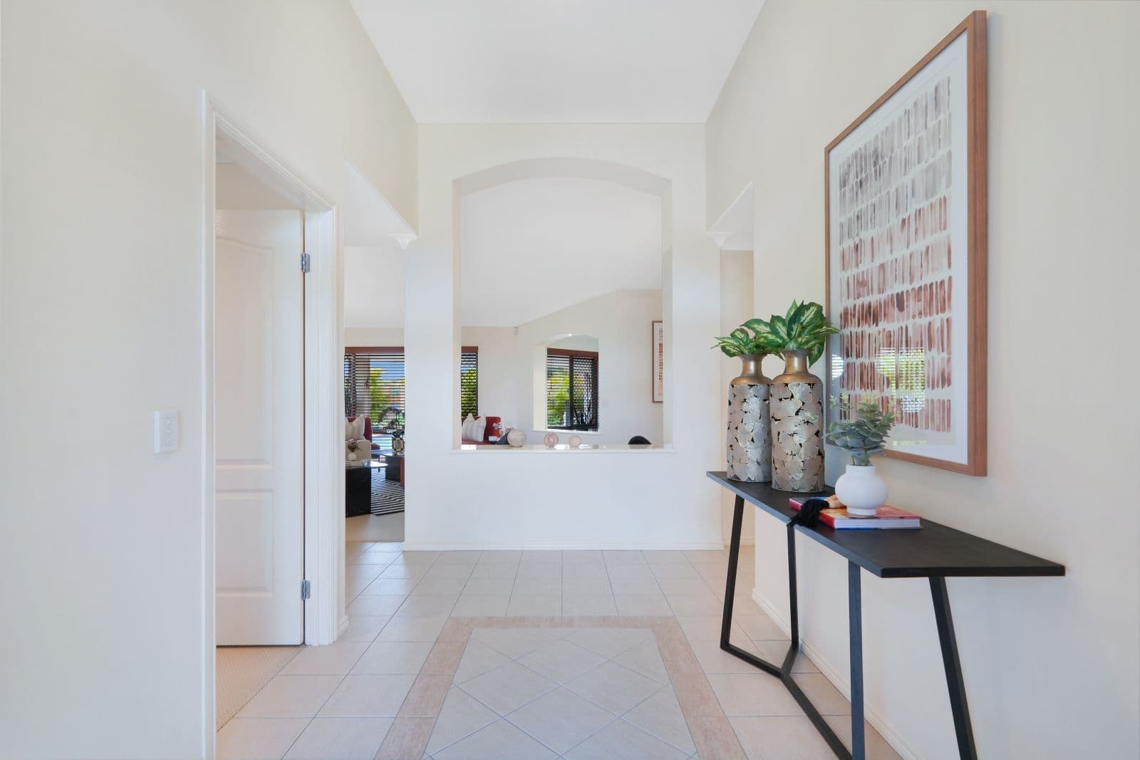 35 Nottinghill Gate Drive, Arundel QLD 4214, Arundel - Thumbnail 3