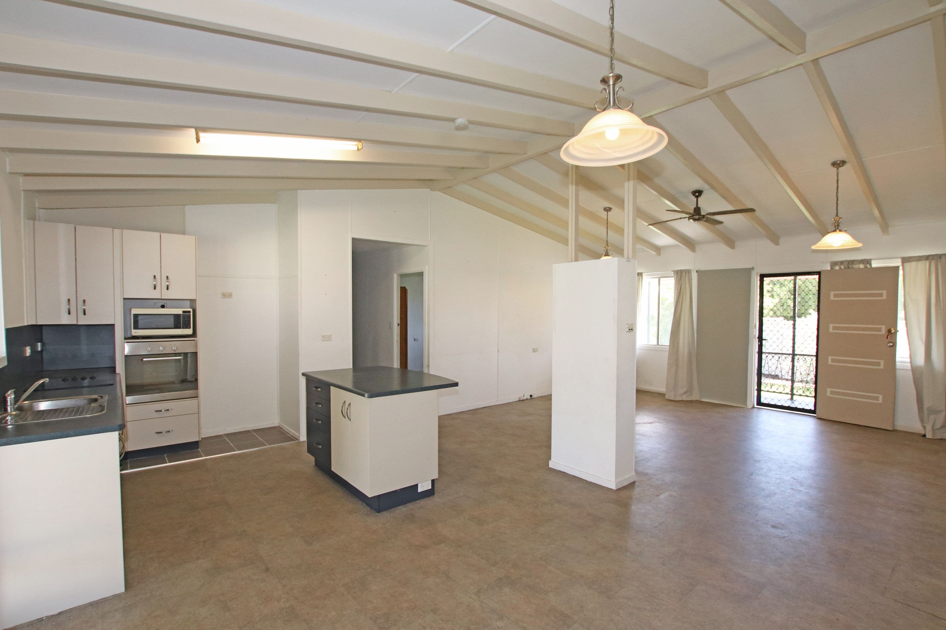 19 Washpool Street, Biloela QLD 4715, Biloela - Thumbnail 4