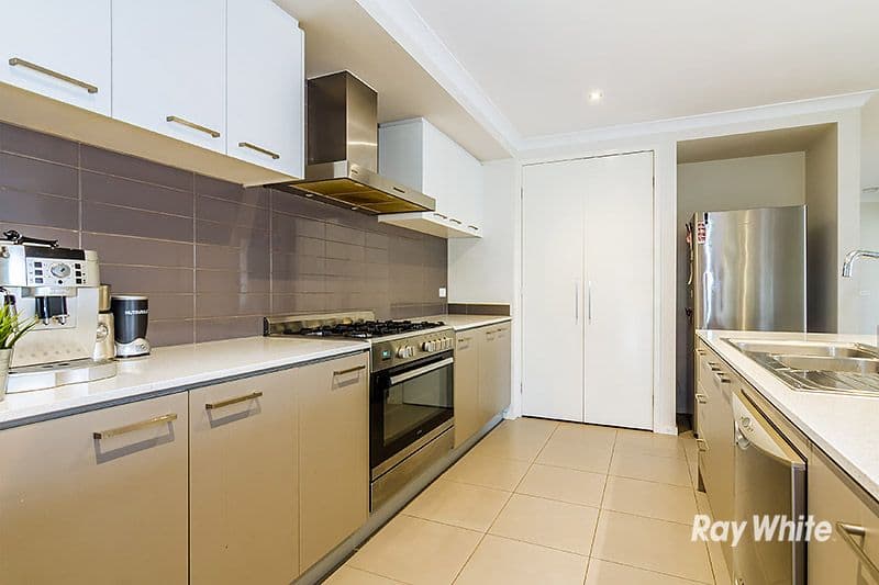 56 Kingdom Drive, Cranbourne VIC 3977, Cranbourne - Thumbnail 5