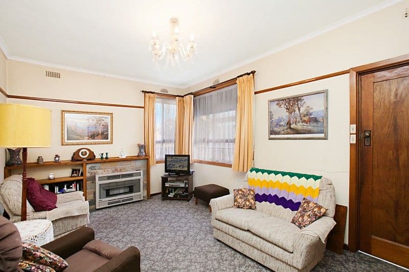52 Montgomery Street, HEIDELBERG HEIGHTS VIC 3081, Heidelberg Heights - Thumbnail 4