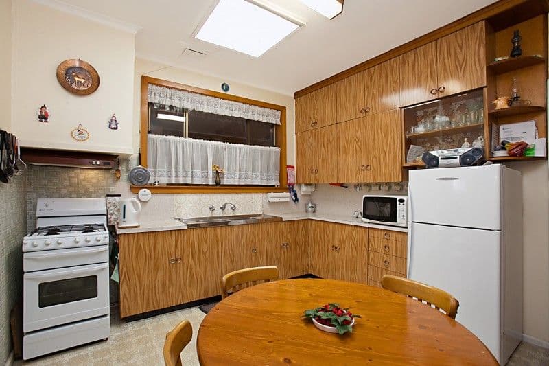 52 Montgomery Street, HEIDELBERG HEIGHTS VIC 3081, Heidelberg Heights - Thumbnail 6