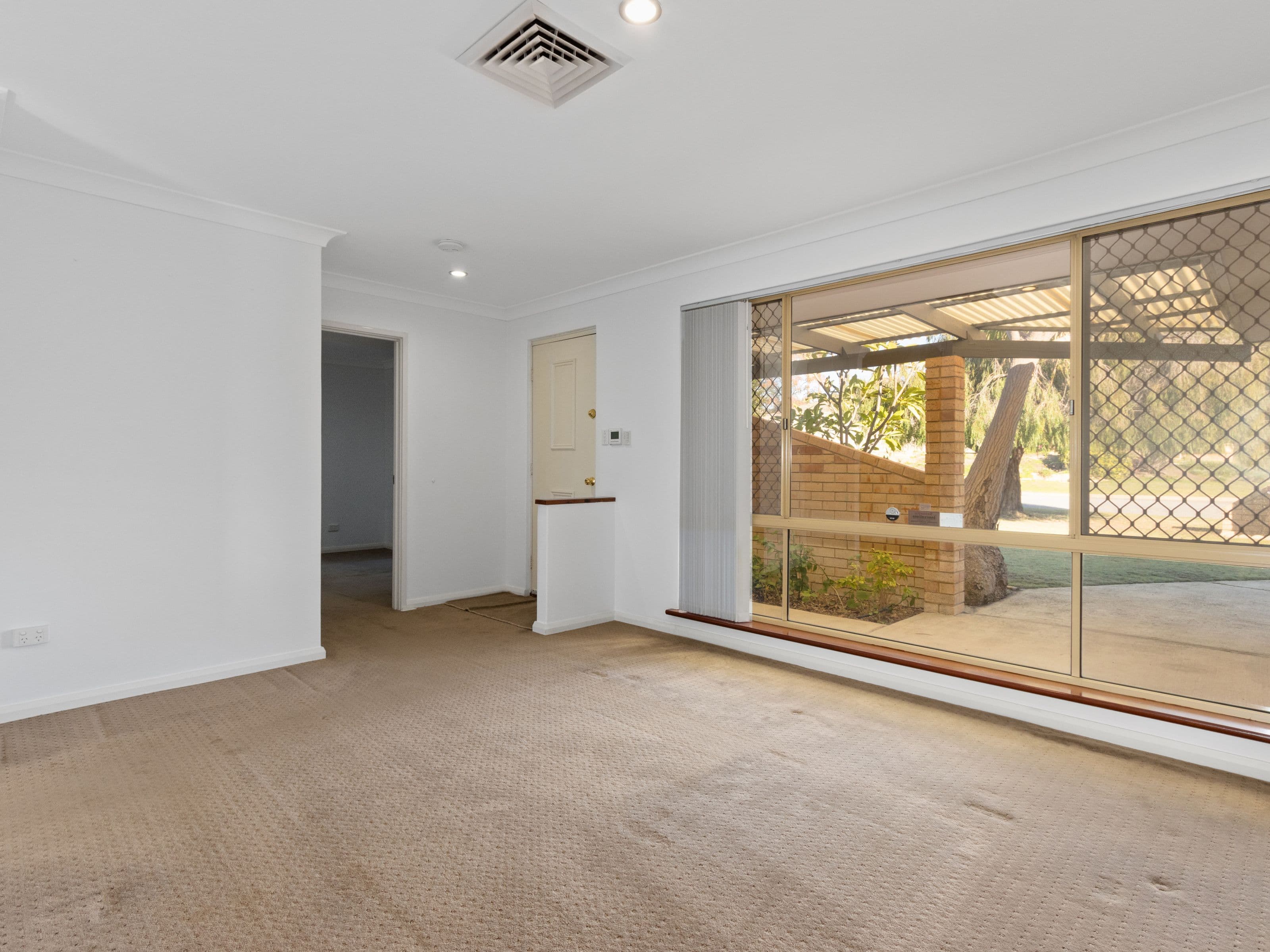 8 Virgilia Terrace, South Lake WA 6164, South Lake - Thumbnail 8