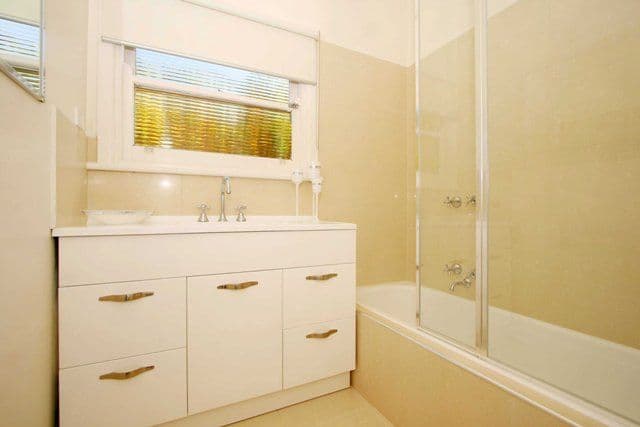 4 Elsey Road, RESERVOIR VIC 3073, Reservoir - Thumbnail 7