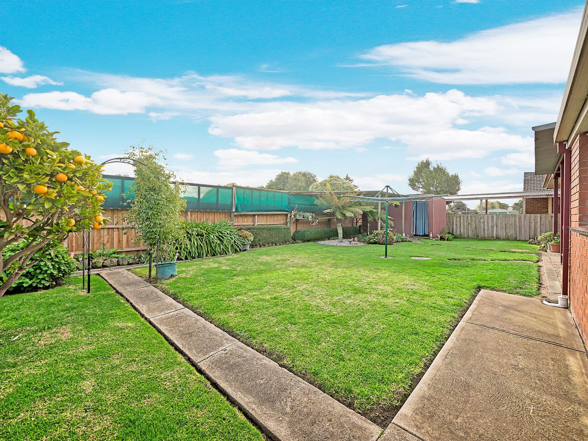 17 McLaren Avenue, Cranbourne VIC 3977, Cranbourne - Thumbnail 2