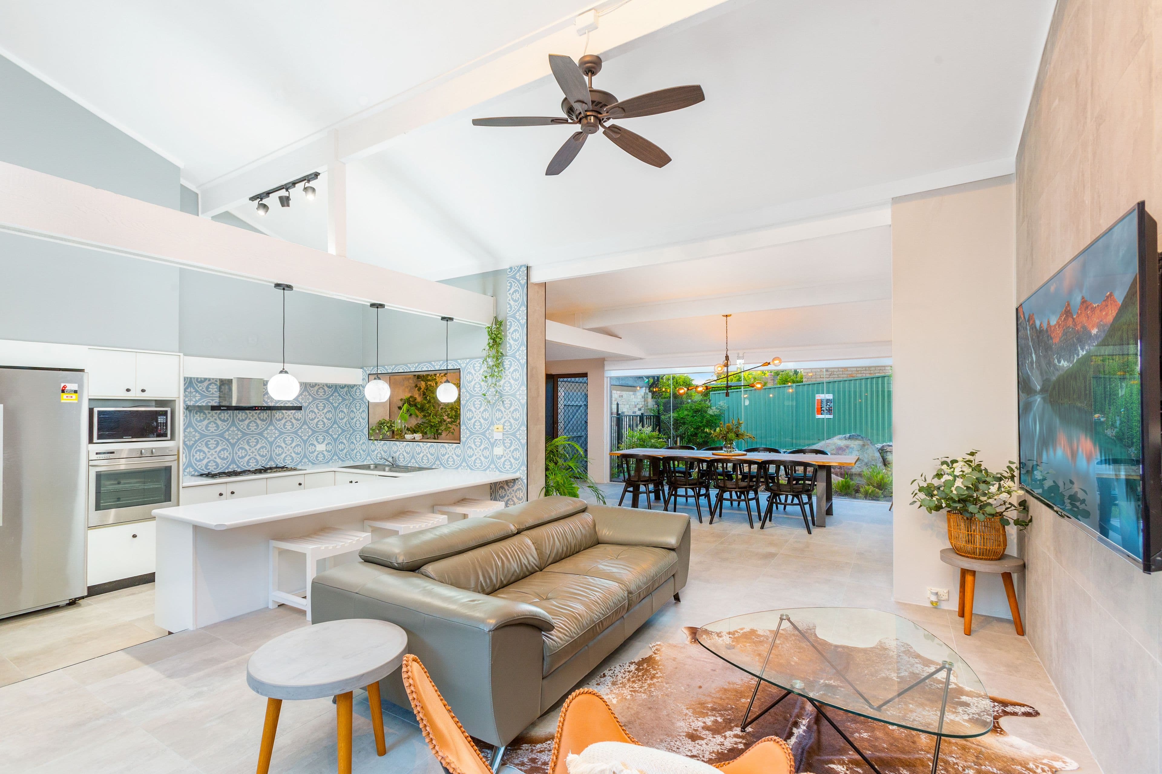 27 Clarke Place, Castle Hill NSW 2154, Castle Hill - Thumbnail 4
