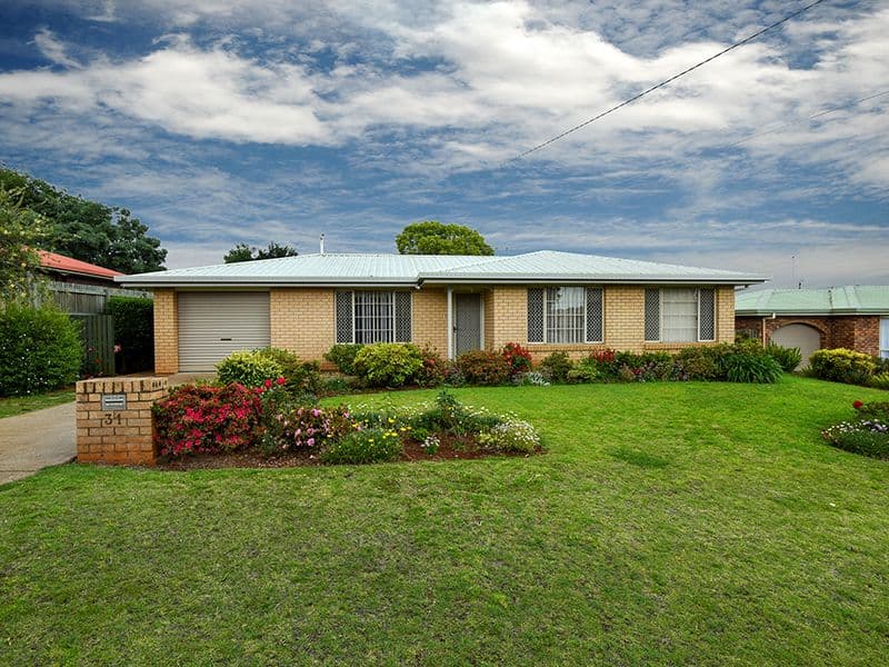 31 Riethmuller Street, Kearneys Spring QLD 4350, Kearneys Spring - Image 1