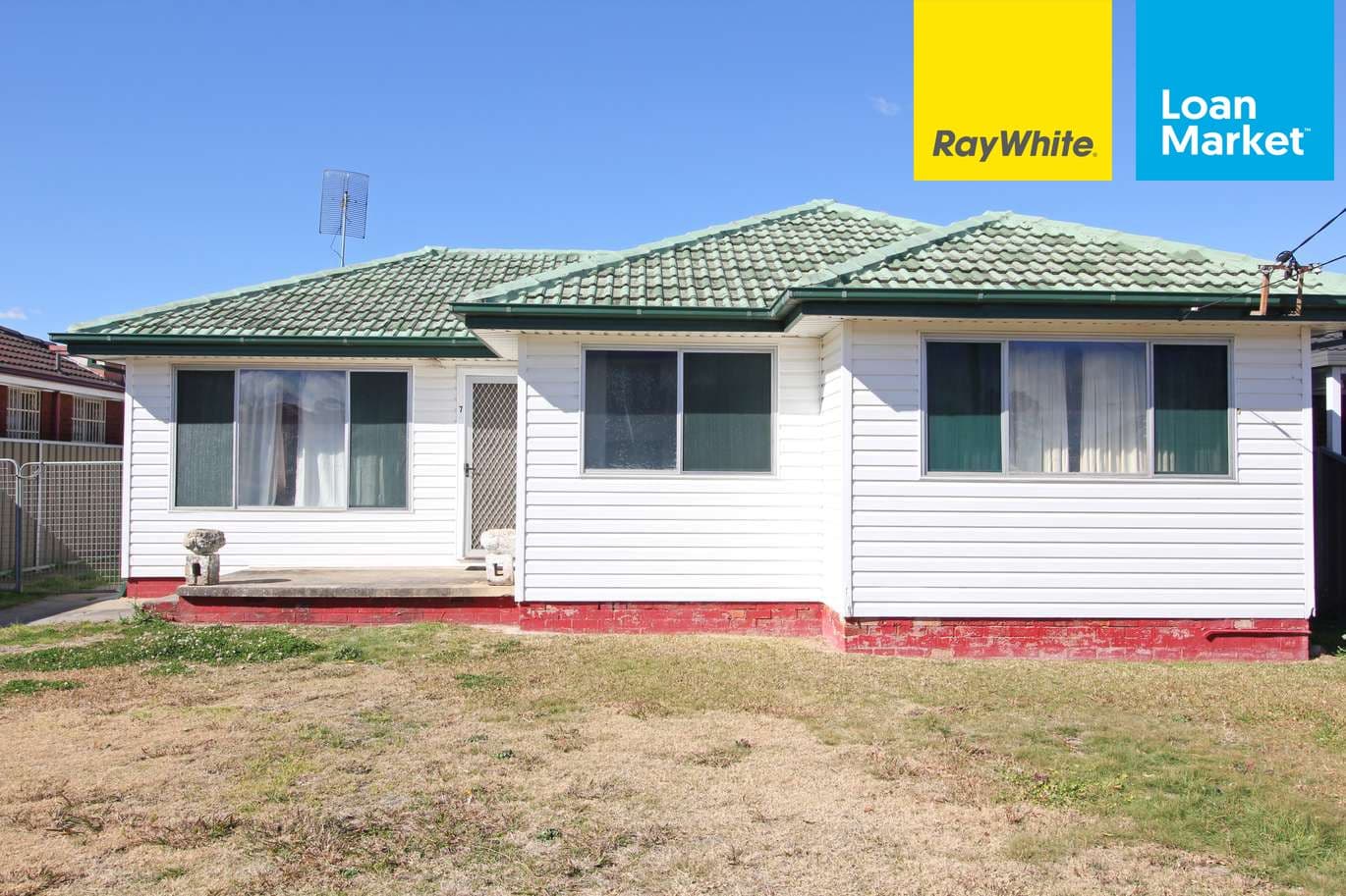 7 Glenlea Street, Canley Heights - Image 1
