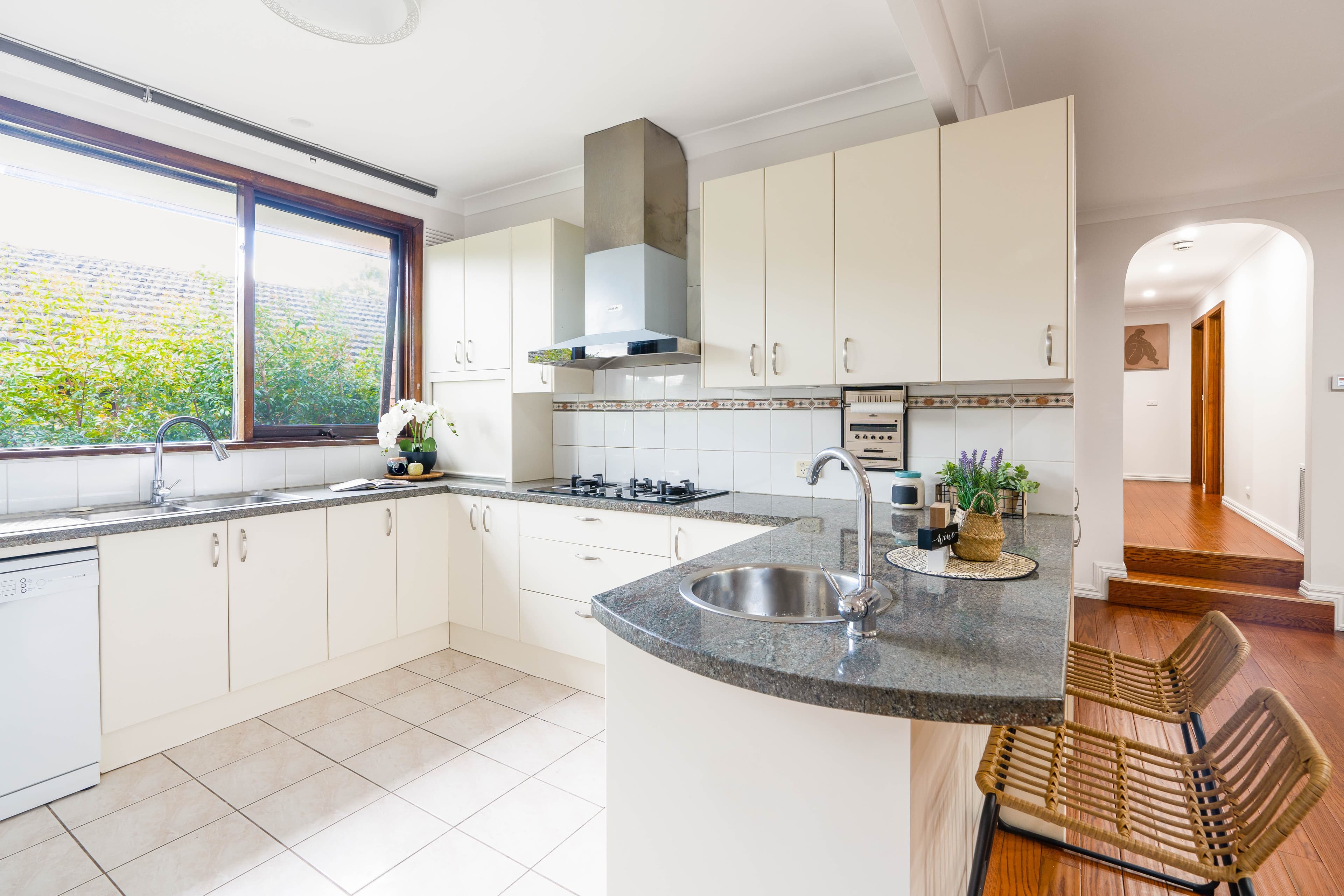 19 Montpellier Crescent, Templestowe Lower VIC 3107, Templestowe Lower - Thumbnail 8