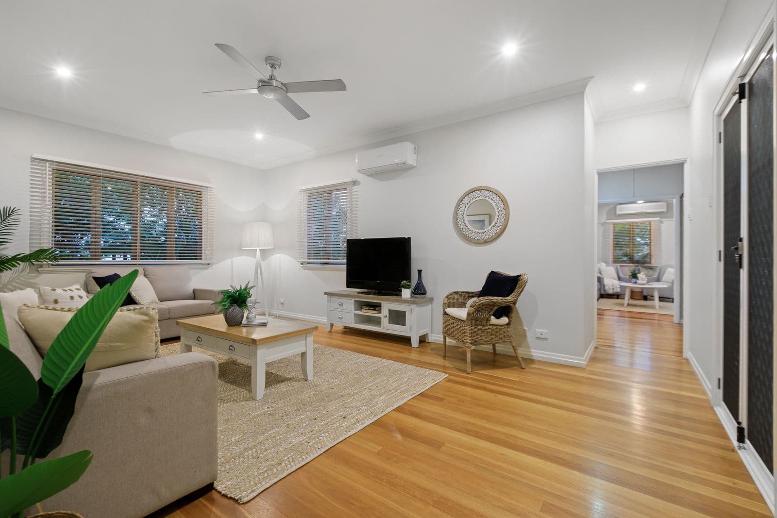 37 Cavillon Street, Holland Park QLD 4121, Holland Park - Thumbnail 4