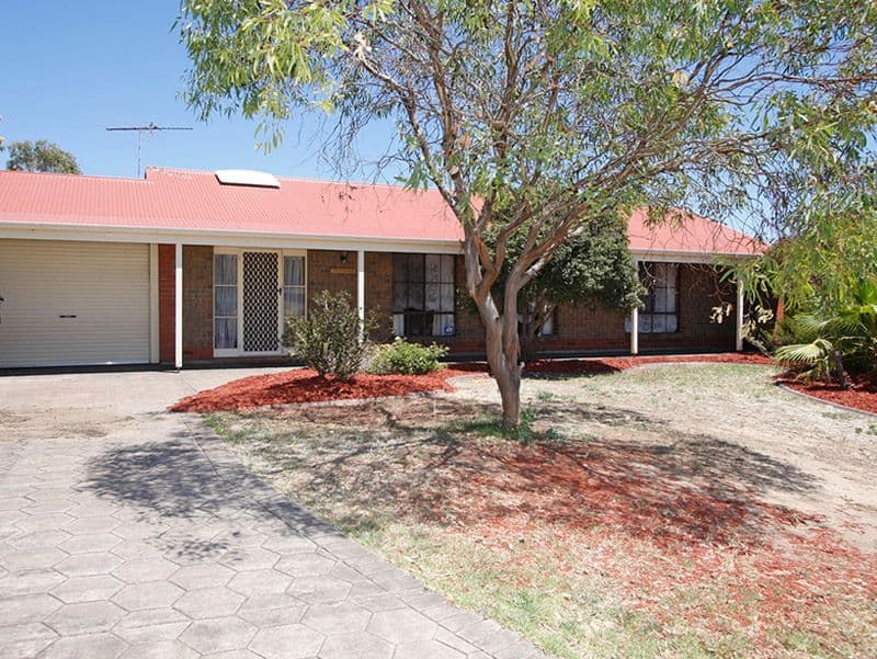 17 Sandhurst Avenue, NOARLUNGA DOWNS SA 5168, Noarlunga Downs - Image 1