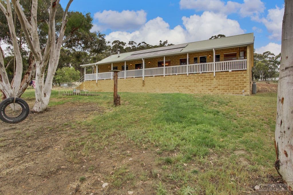 120 Mulwaree Drive, Tallong - Image 1