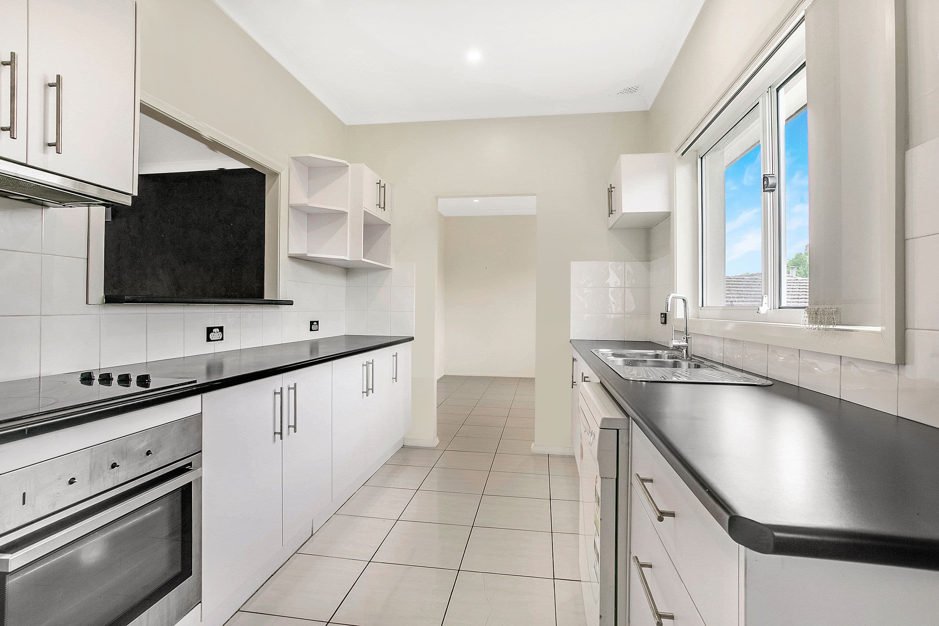 2 Banksia Place, Ingleburn - Thumbnail 3