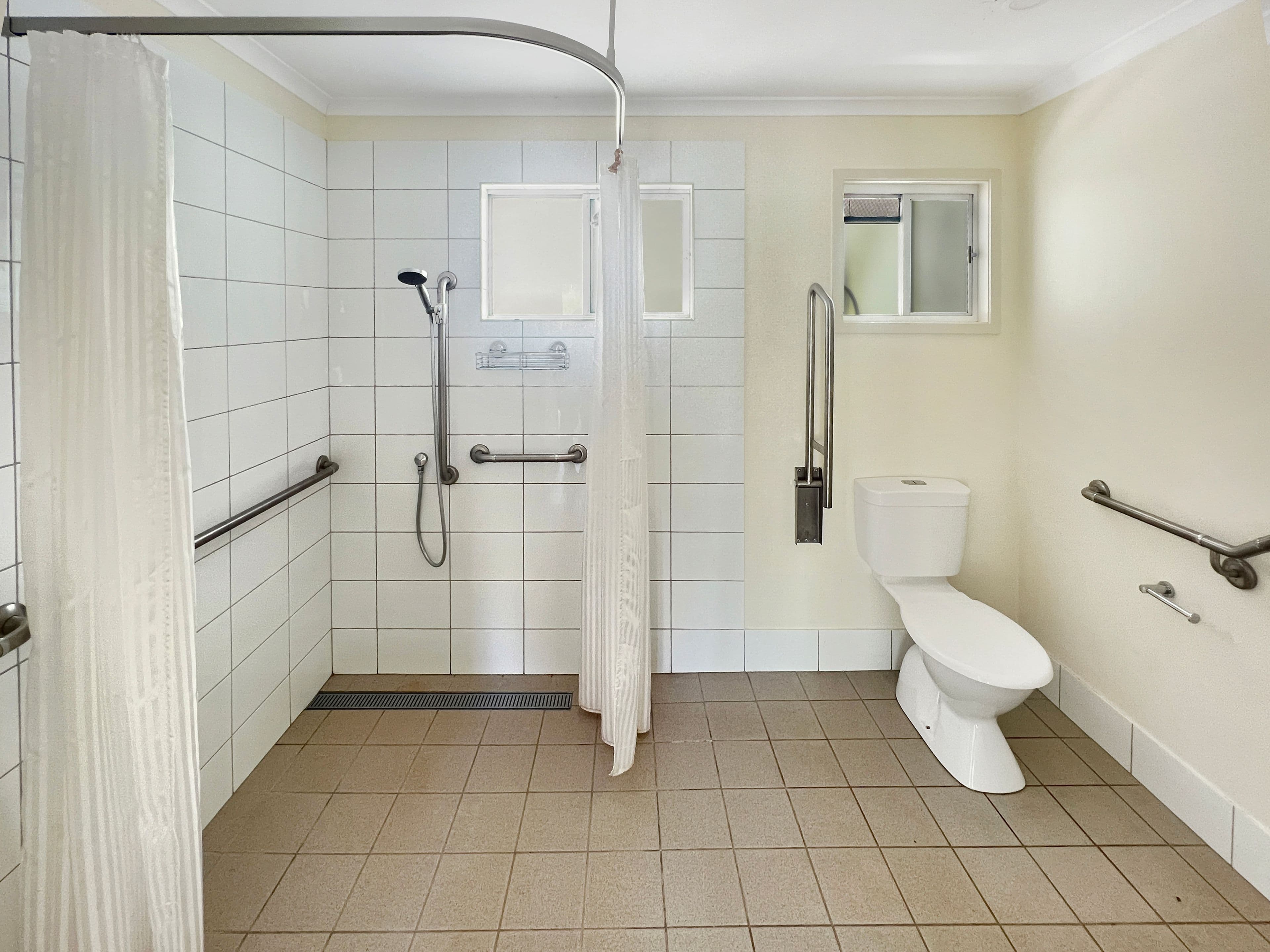 42 Elm Street, Esk QLD 4312, Esk - Thumbnail 3