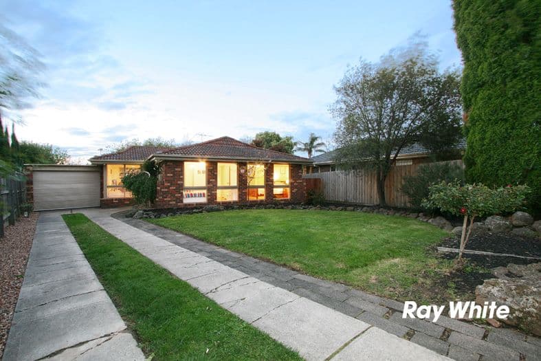 11 Walsh Avenue, SCORESBY VIC 3179, Scoresby - Image 1