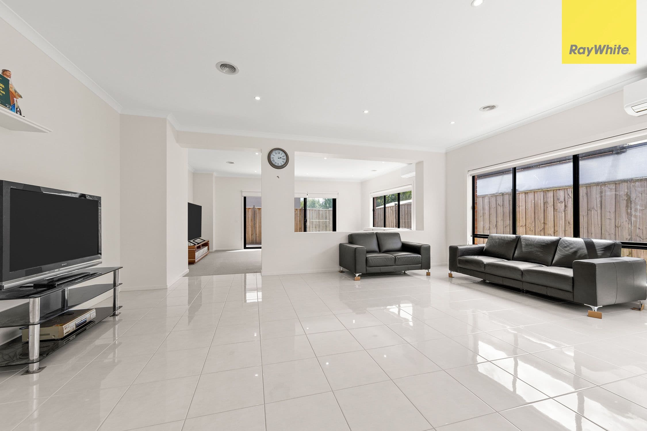 14 Granvia Circuit, Burnside VIC 3023, Burnside - Thumbnail 3